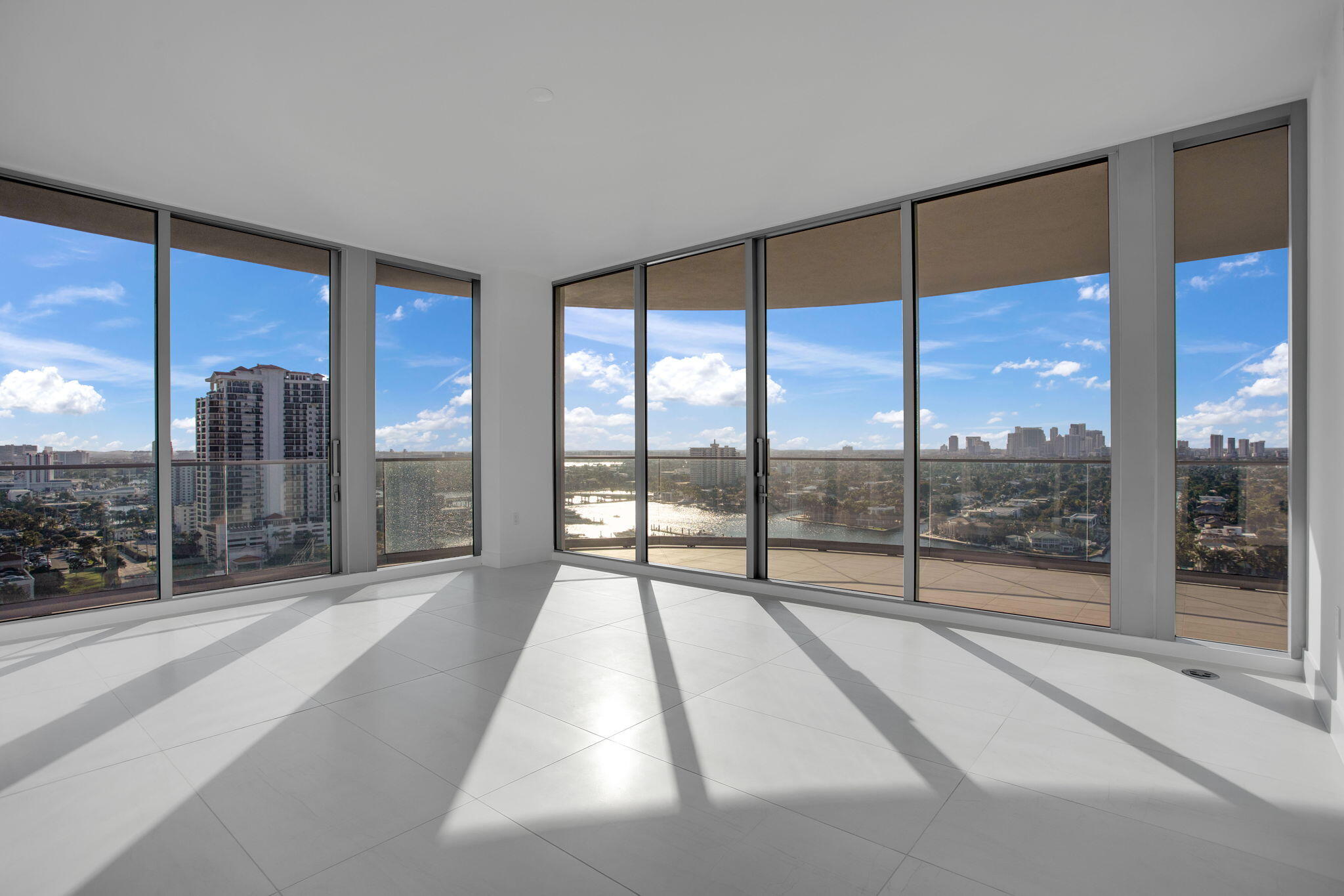 153 N Seabreeze Blvd #1602 Fort Lauderdale, FL 33304