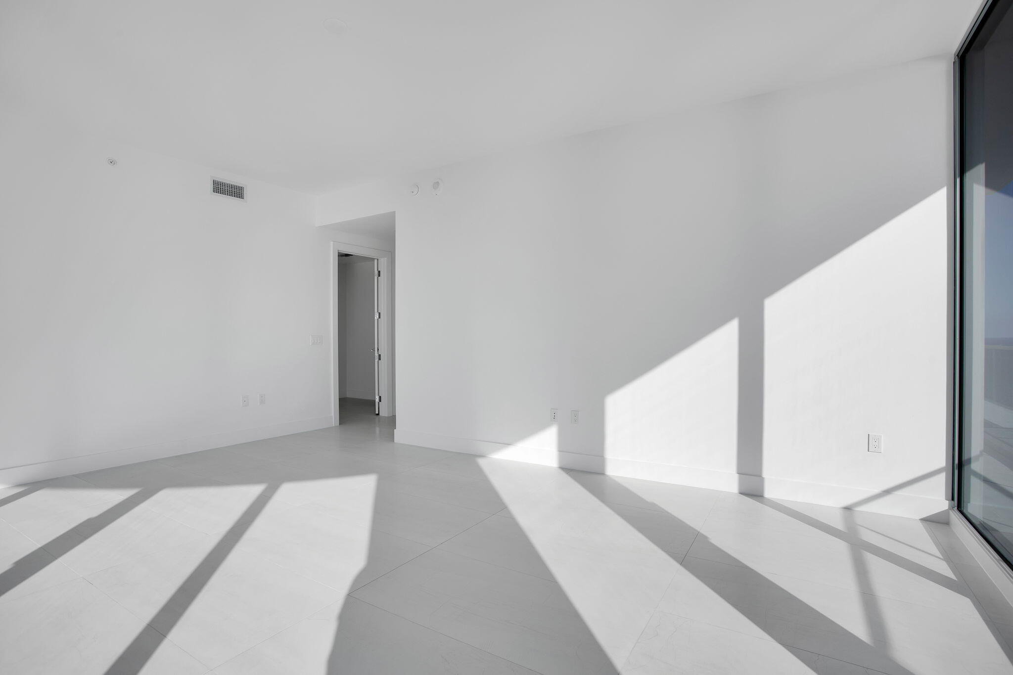 153 N Seabreeze Blvd #1602 Fort Lauderdale, FL 33304