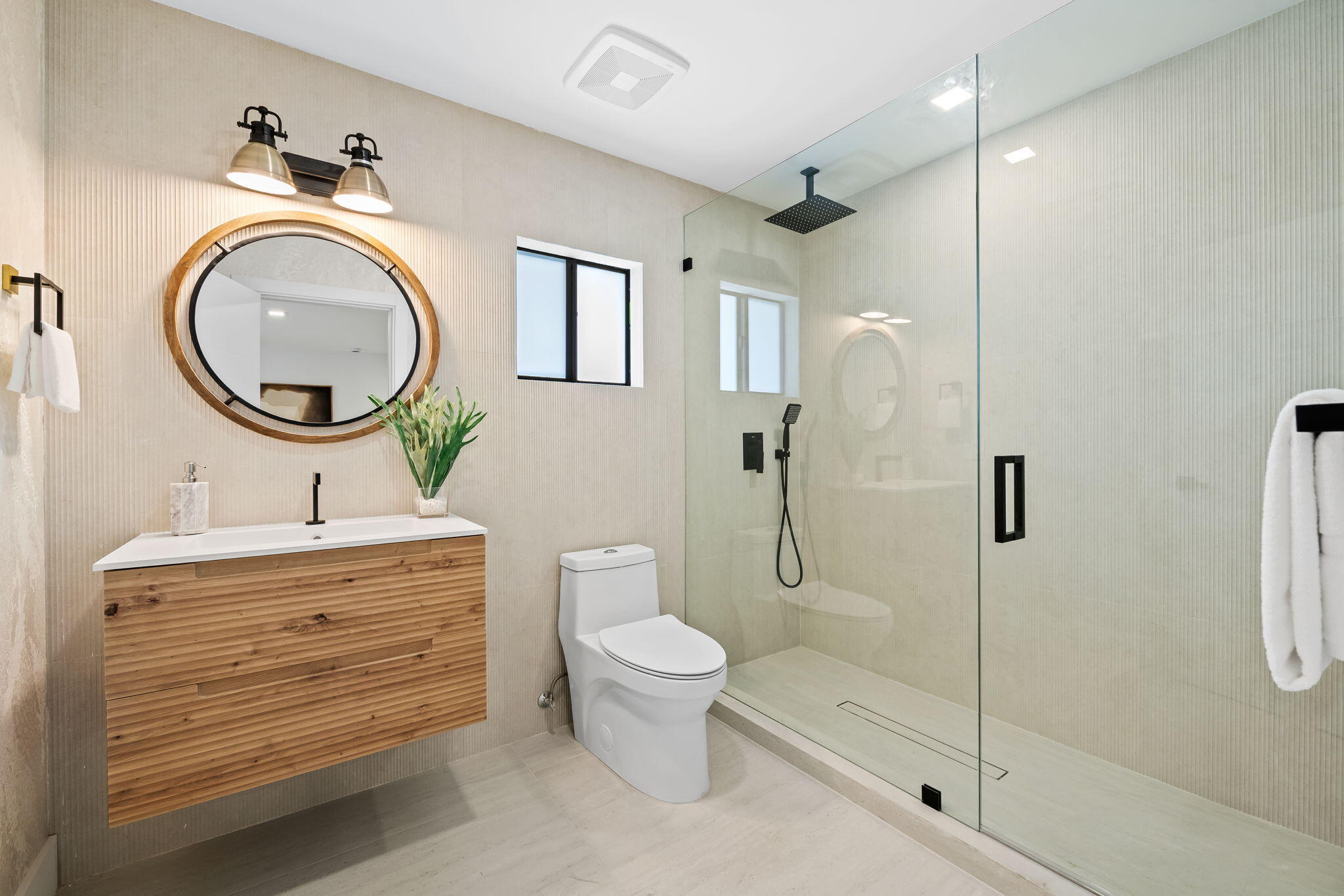 3821 NE 26th Lighthouse Point, FL 33064