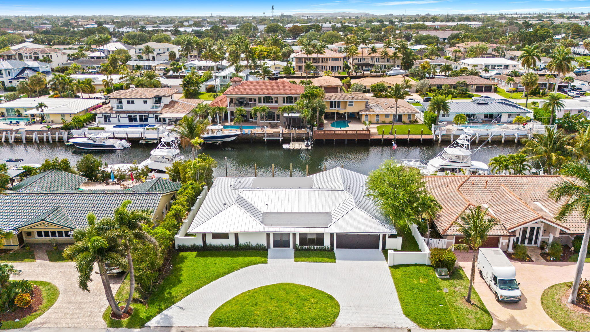 3821 NE 26th Lighthouse Point, FL 33064