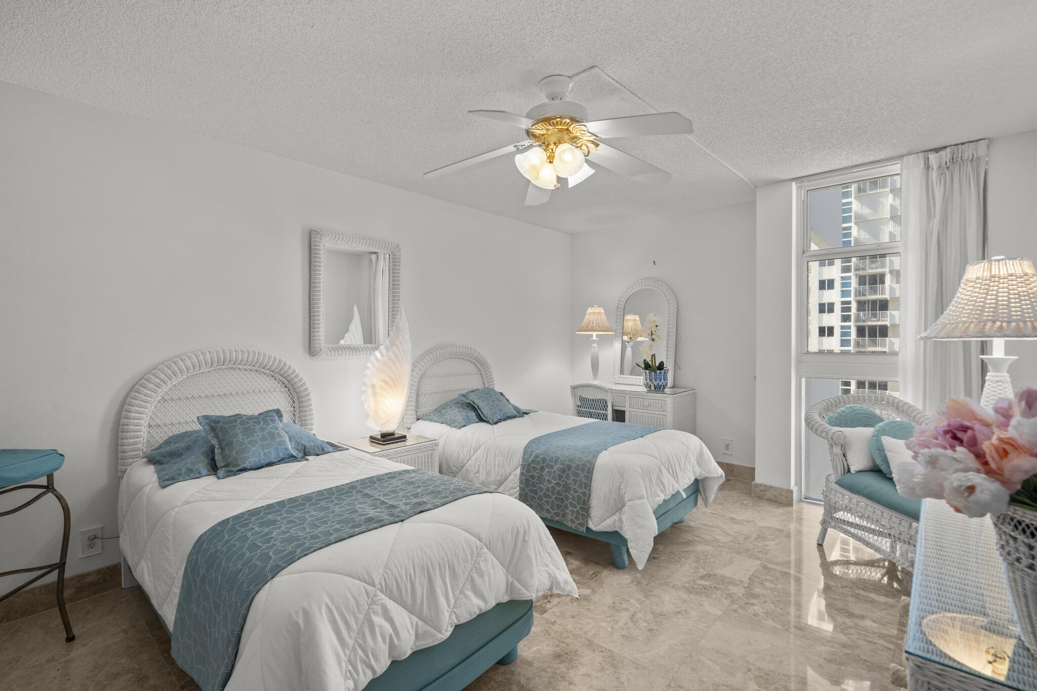 1370 S Ocean #905 Pompano Beach, FL 33062