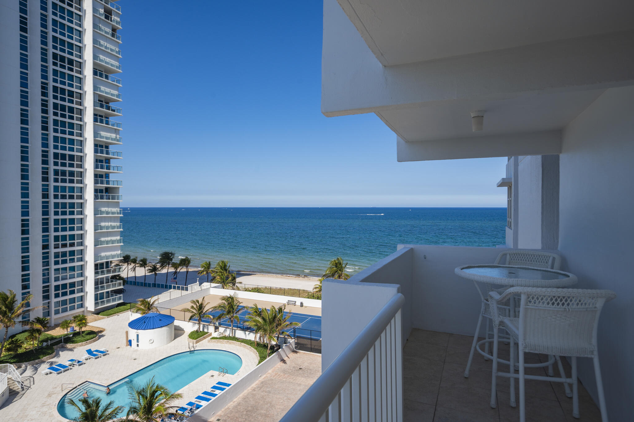 1370 S Ocean #905 Pompano Beach, FL 33062