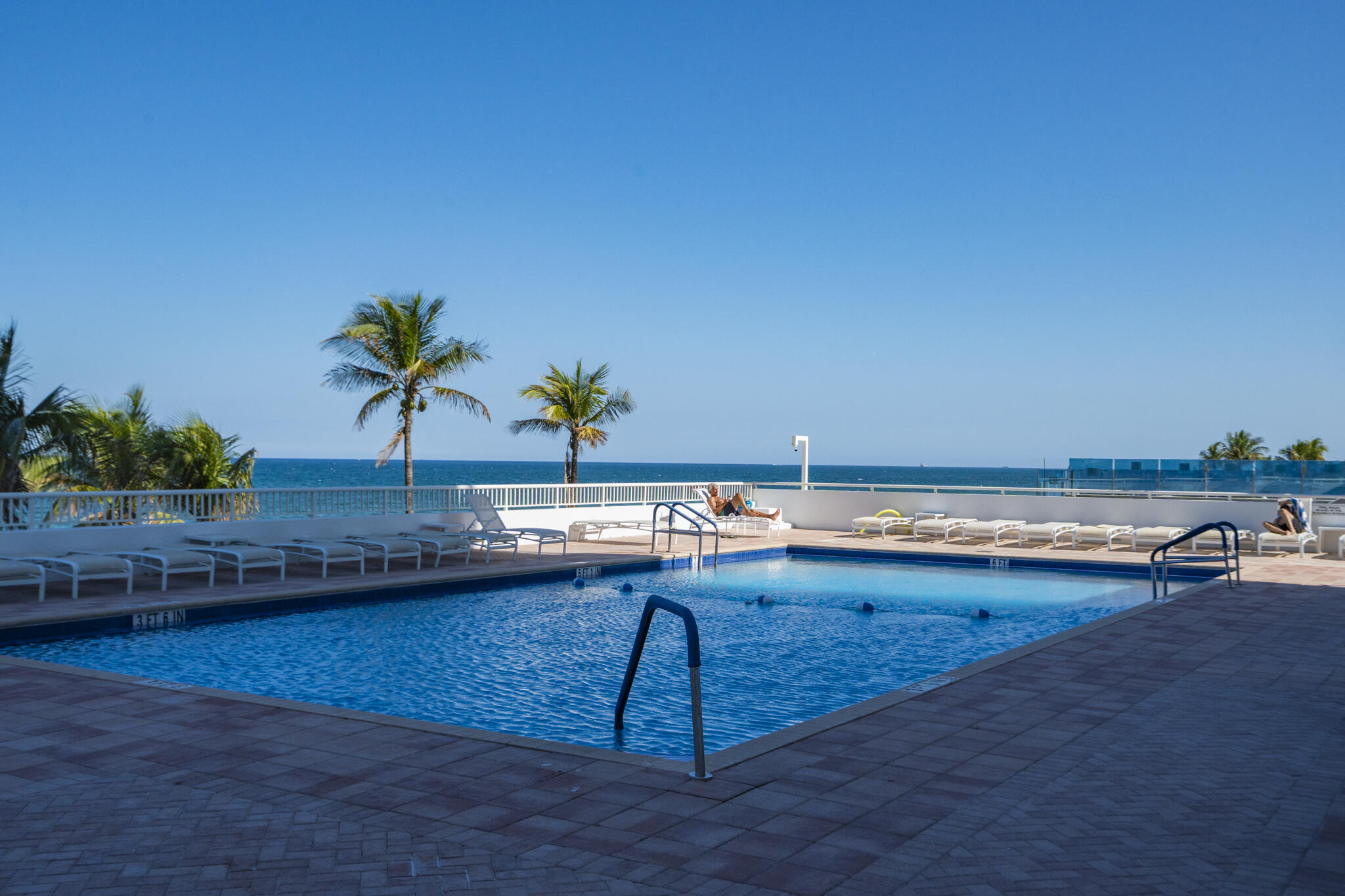 1370 S Ocean #905 Pompano Beach, FL 33062