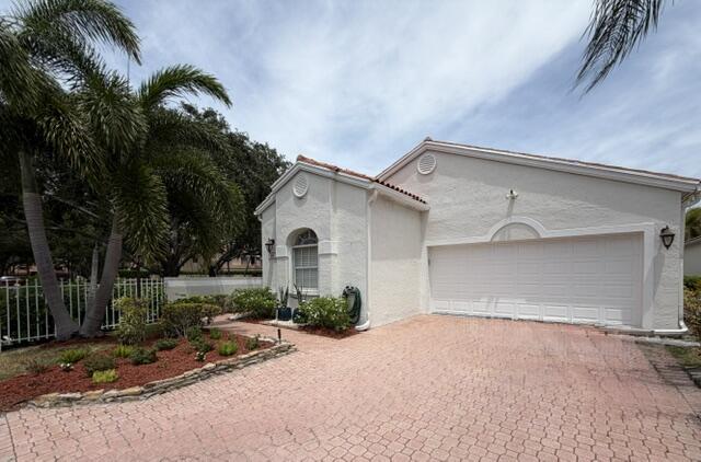 3963 Redondo