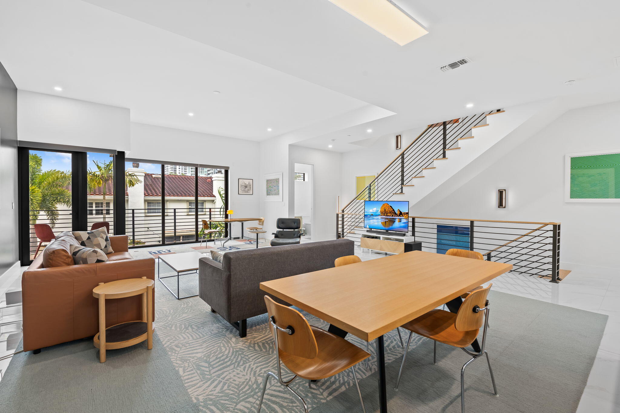 818 NE 2nd Fort Lauderdale, FL 33301