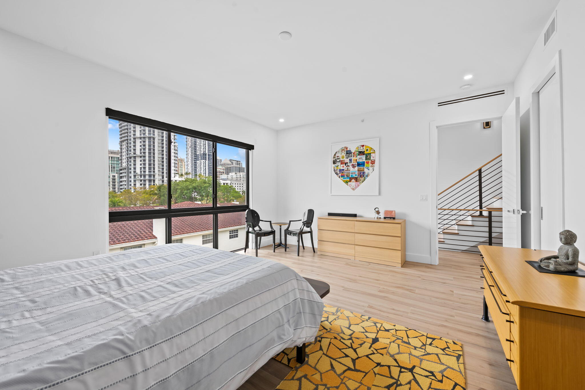 818 NE 2nd Fort Lauderdale, FL 33301