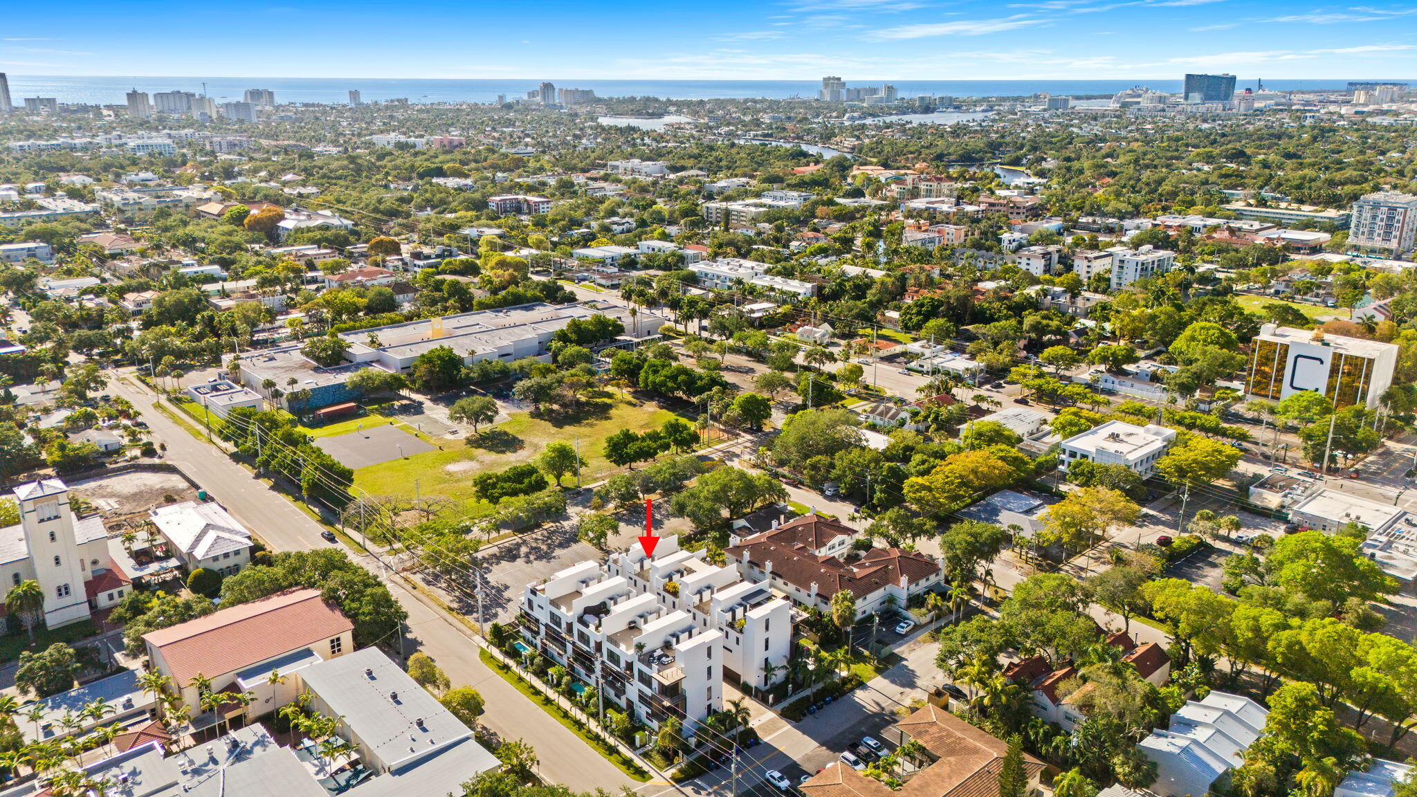 818 NE 2nd Fort Lauderdale, FL 33301