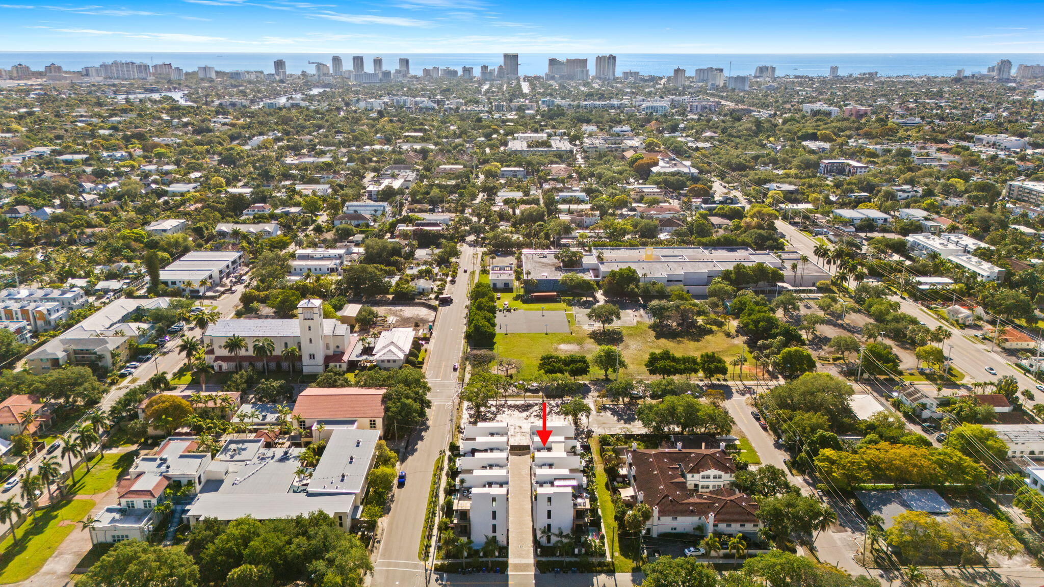 818 NE 2nd Fort Lauderdale, FL 33301