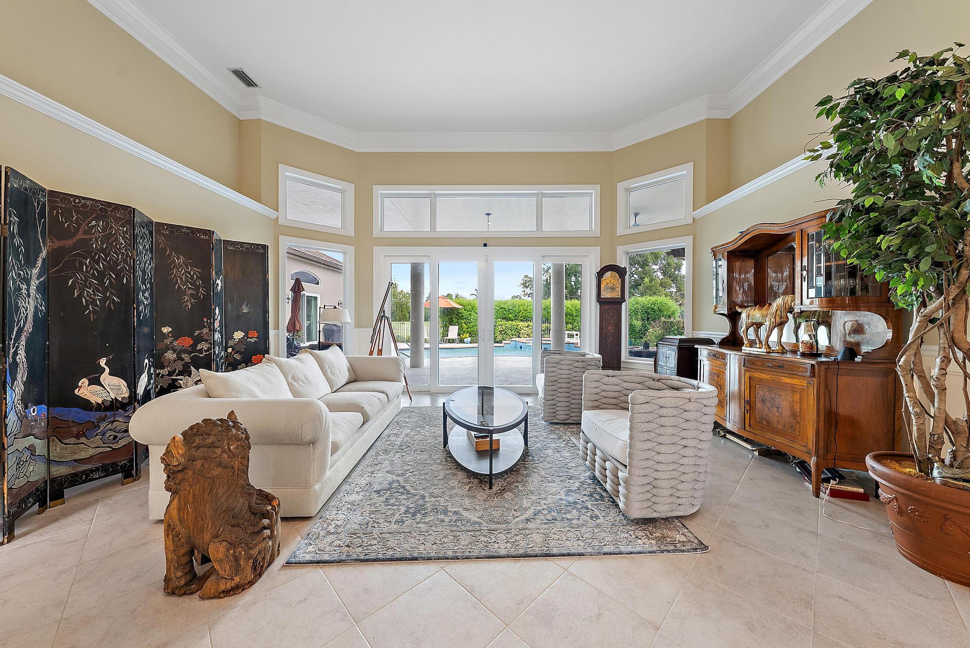 8905 Marlamoor West Palm Beach, FL 33412