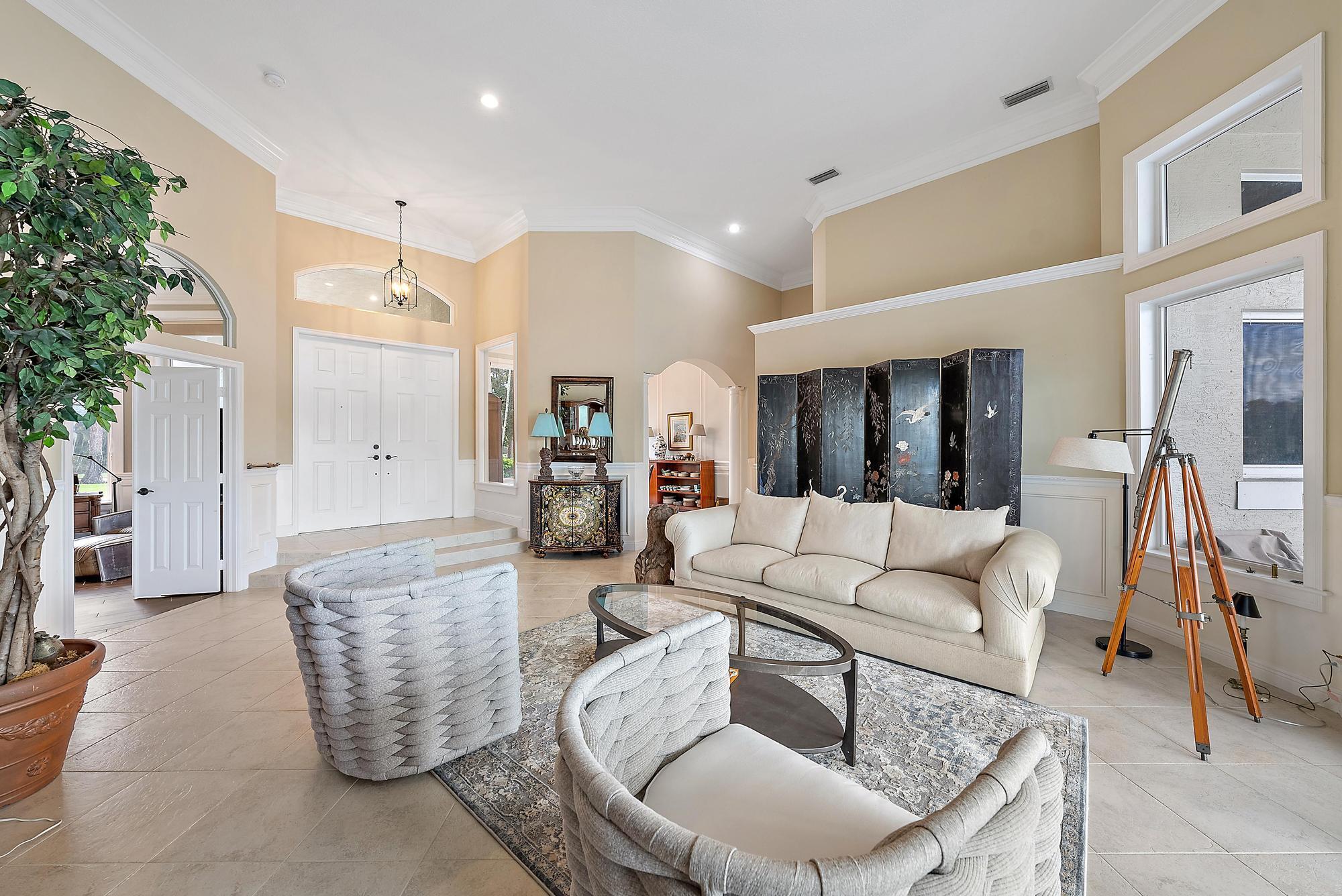 8905 Marlamoor West Palm Beach, FL 33412