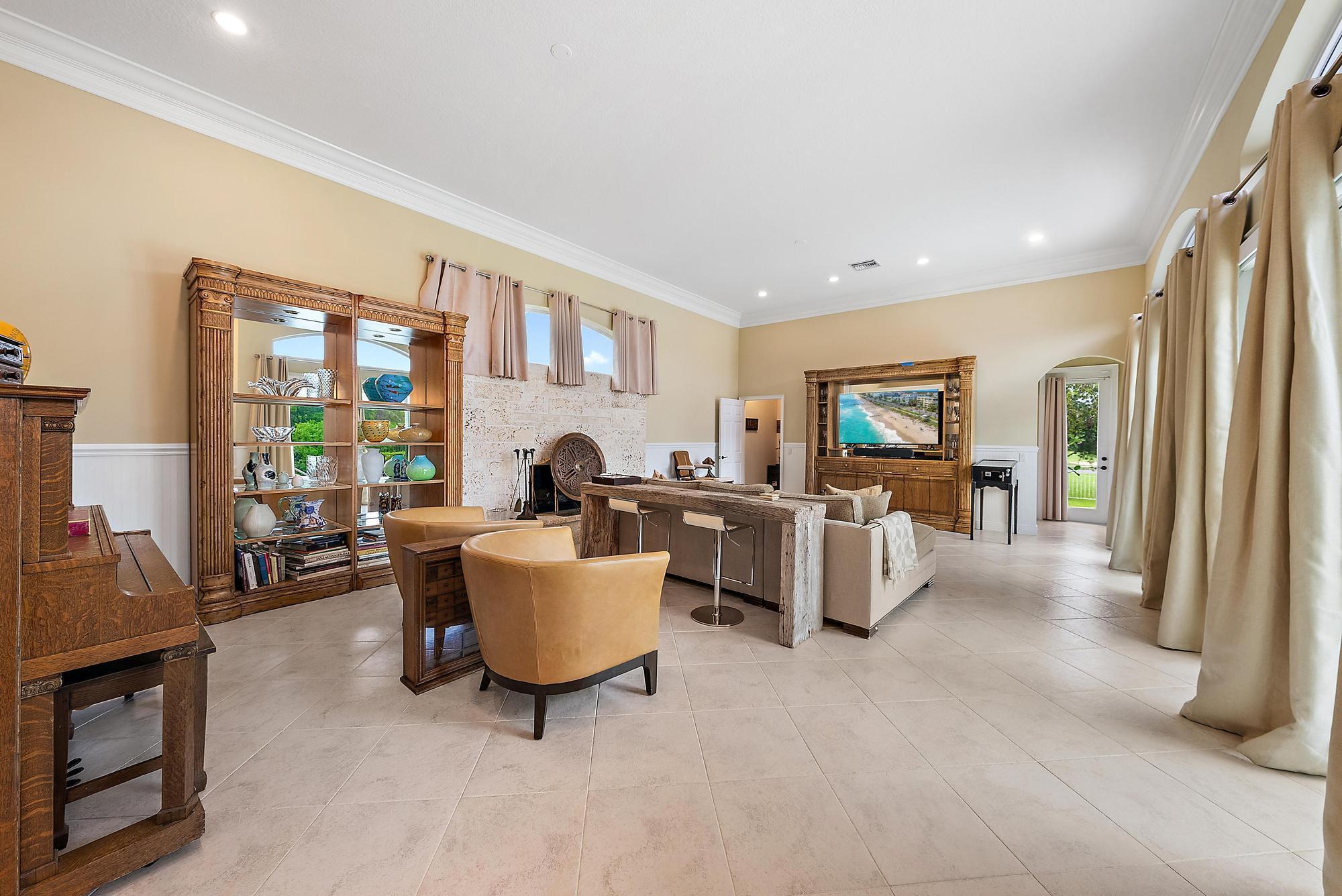 8905 Marlamoor West Palm Beach, FL 33412