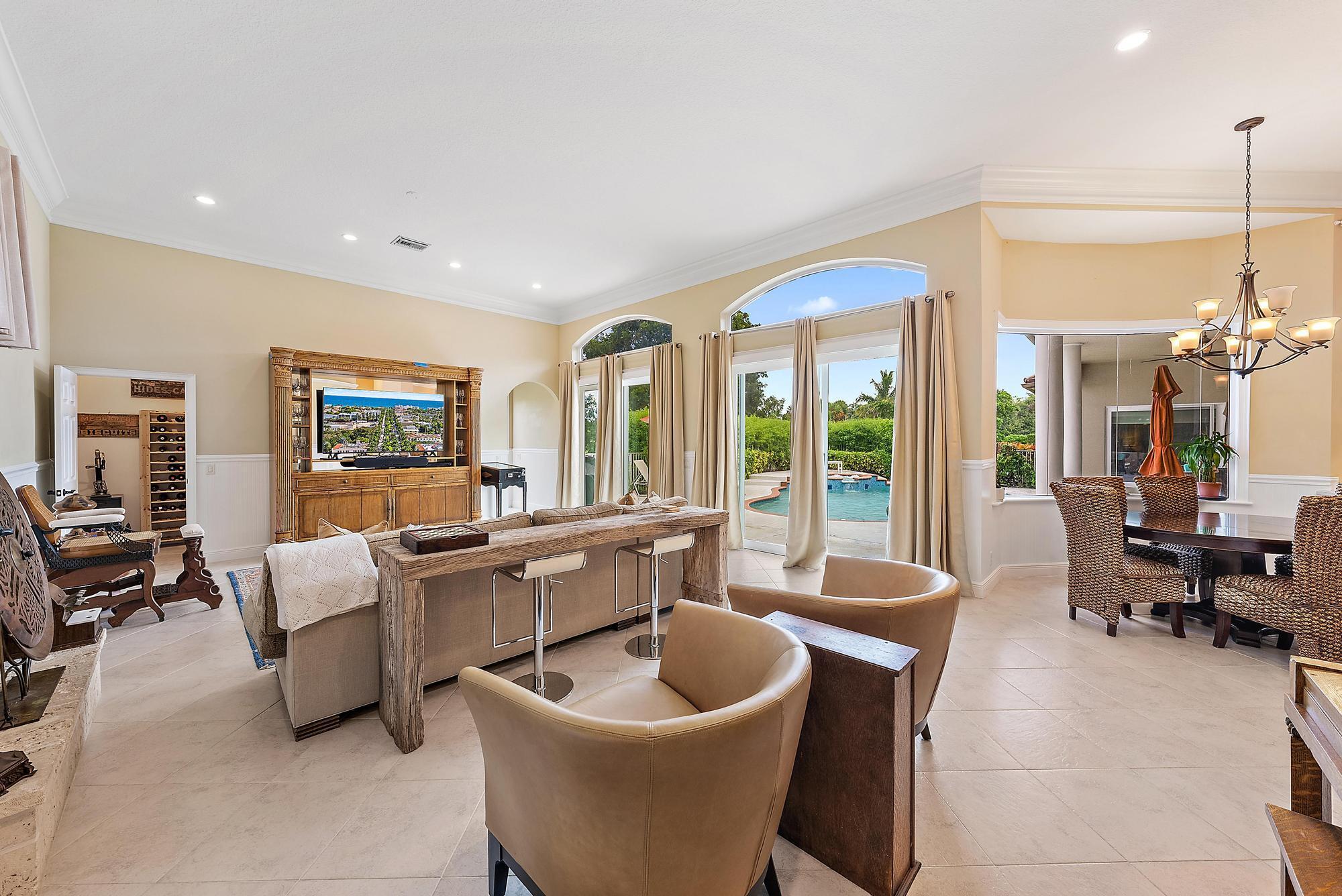 8905 Marlamoor West Palm Beach, FL 33412