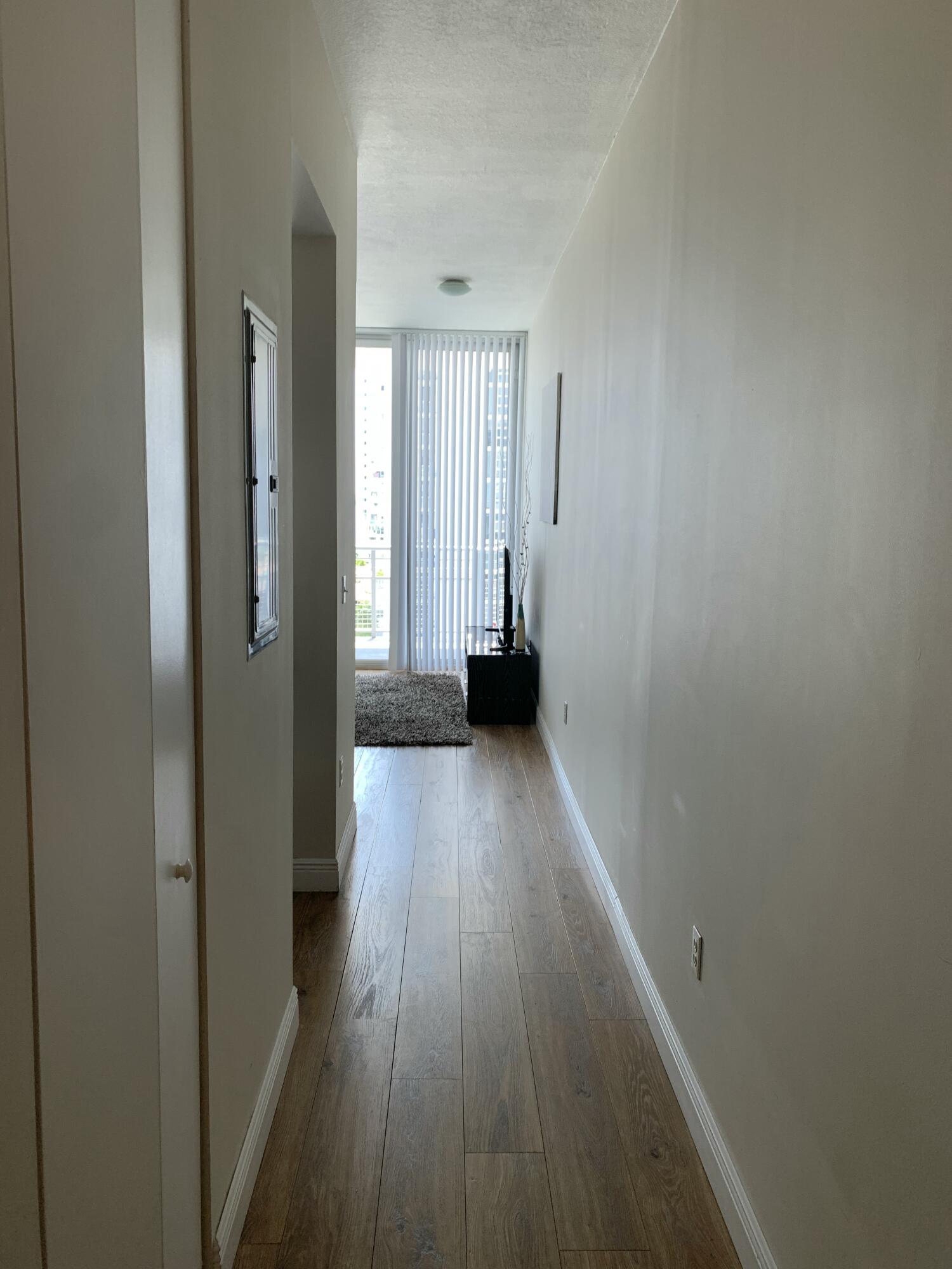image Edgewater Lofts10