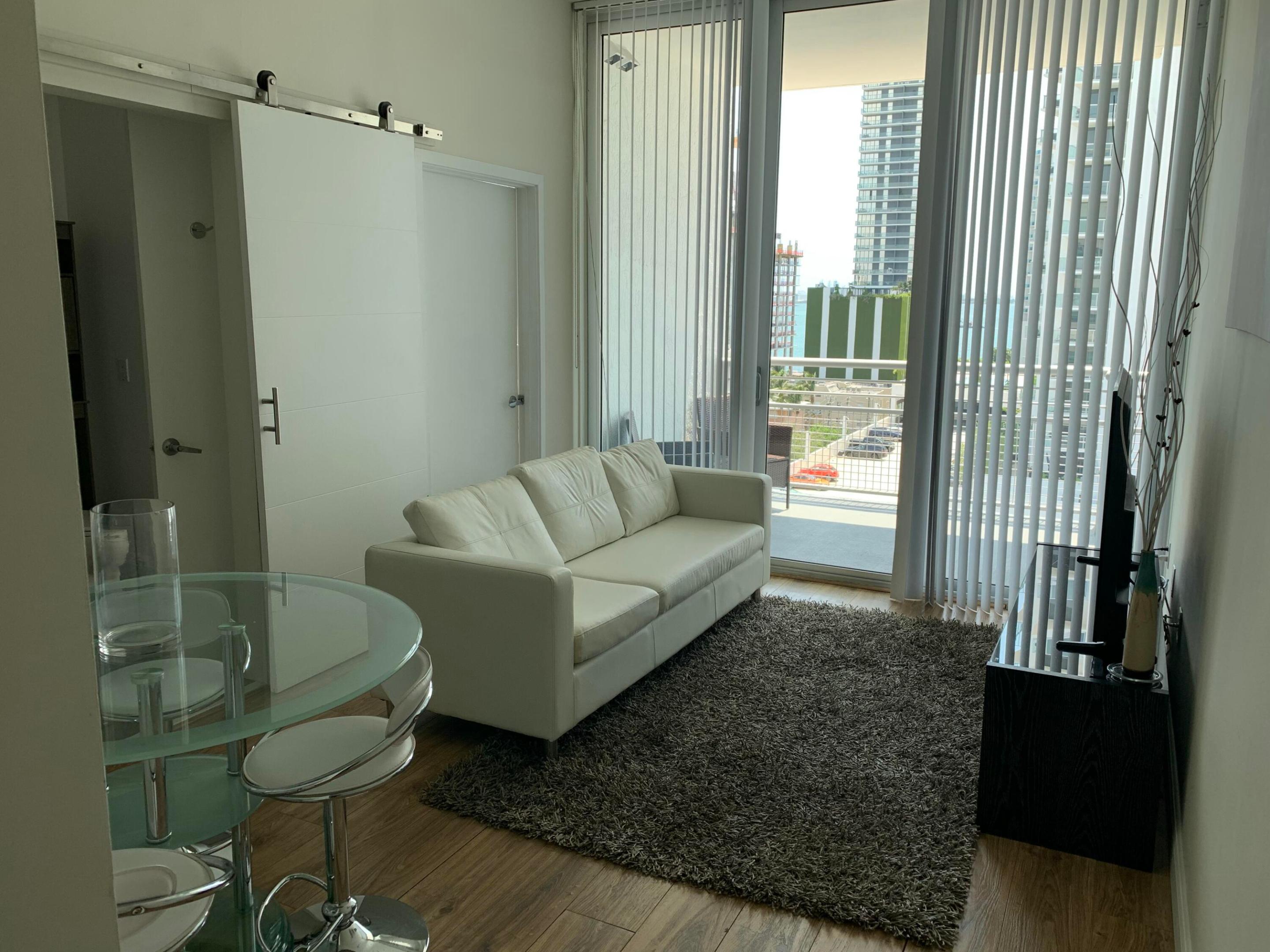 image Edgewater Lofts3