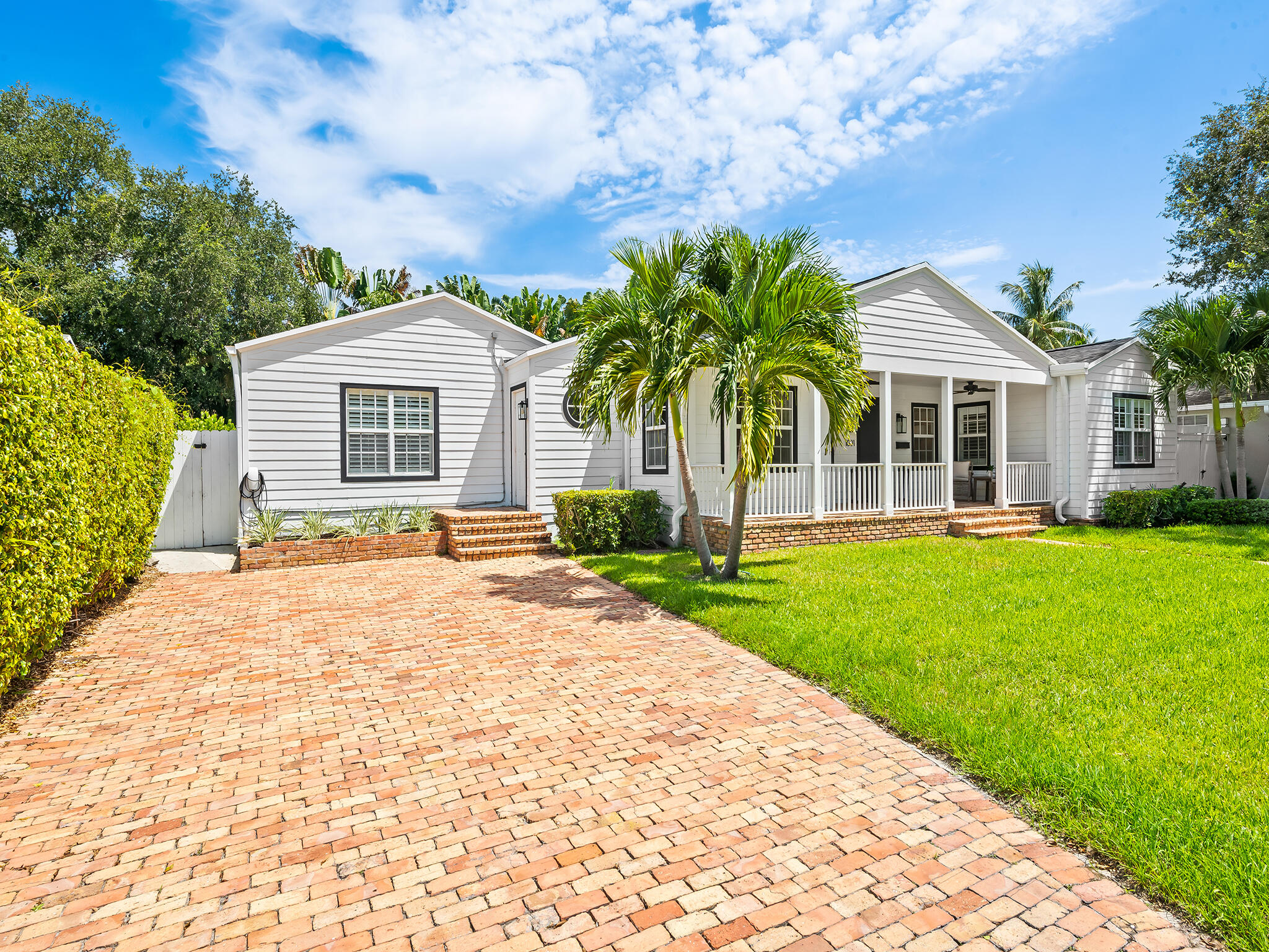 1001 SE 10th St Fort Lauderdale, FL 33316