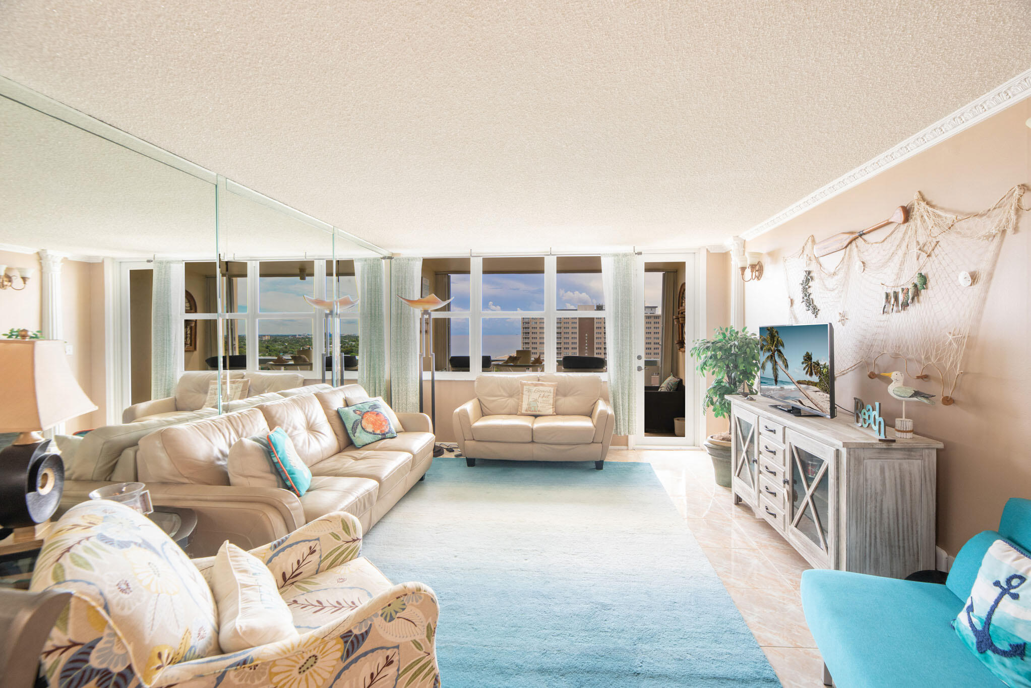 305 N Pompano Bch Blvd #1404 Pompano Beach, FL 33062