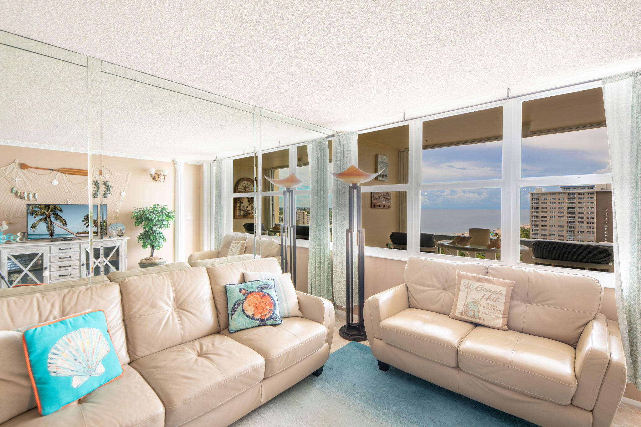 305 N Pompano Bch Blvd #1404 Pompano Beach, FL 33062