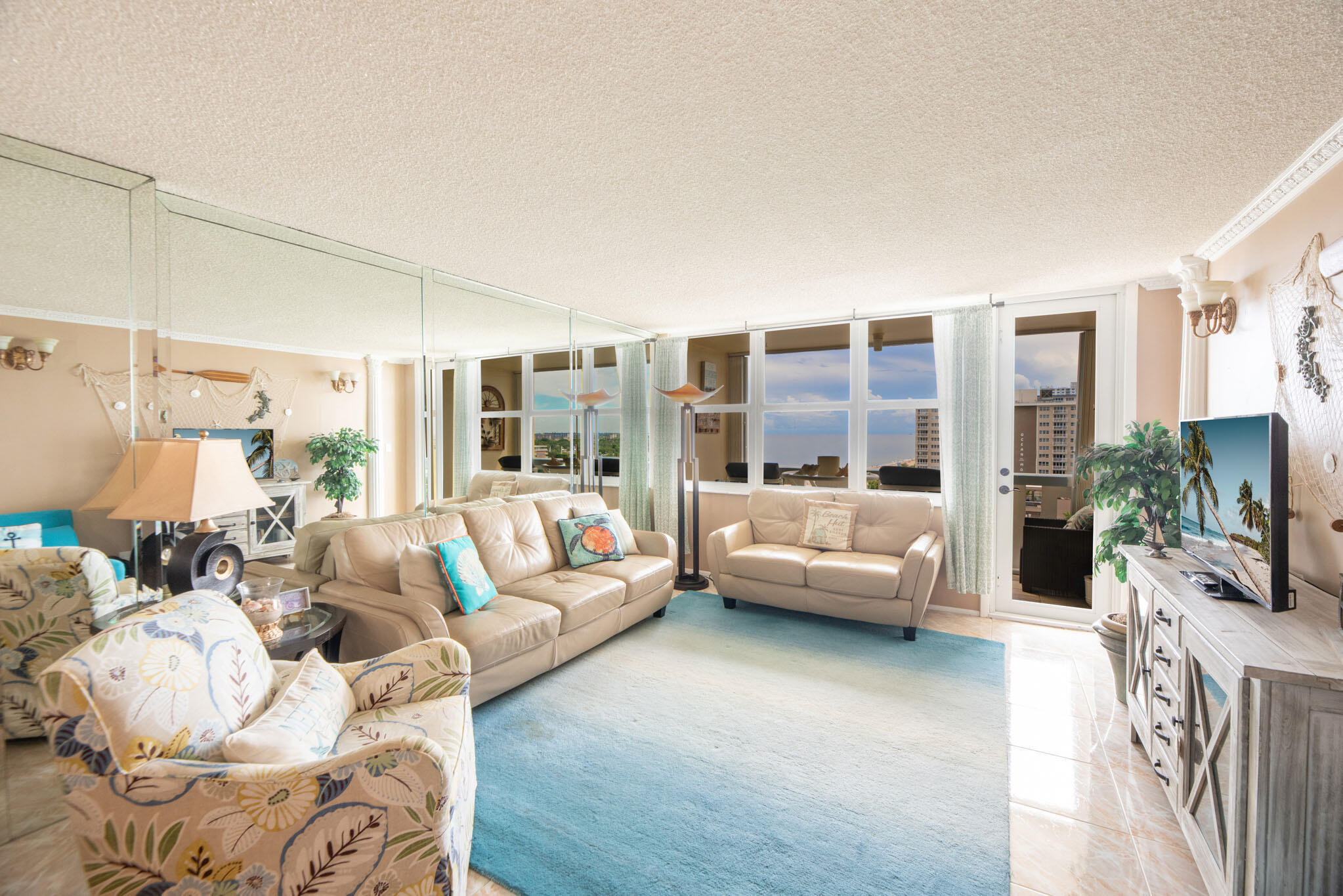 305 N Pompano Bch Blvd #1404 Pompano Beach, FL 33062