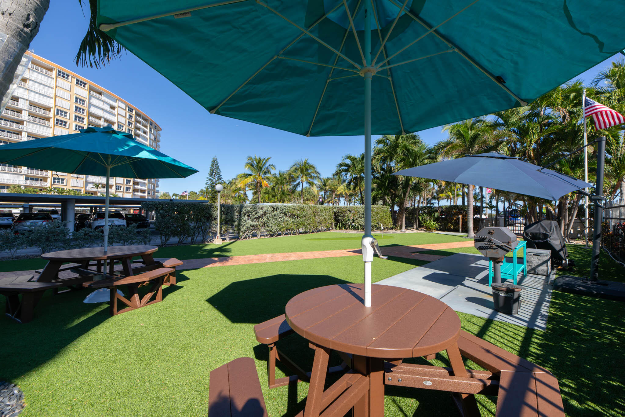 305 N Pompano Bch Blvd #1404 Pompano Beach, FL 33062