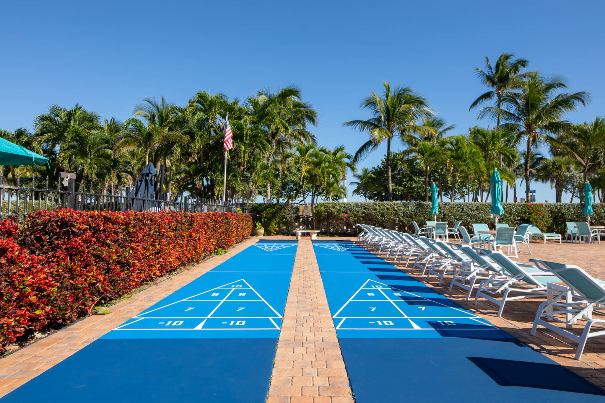 305 N Pompano Bch Blvd #1404 Pompano Beach, FL 33062