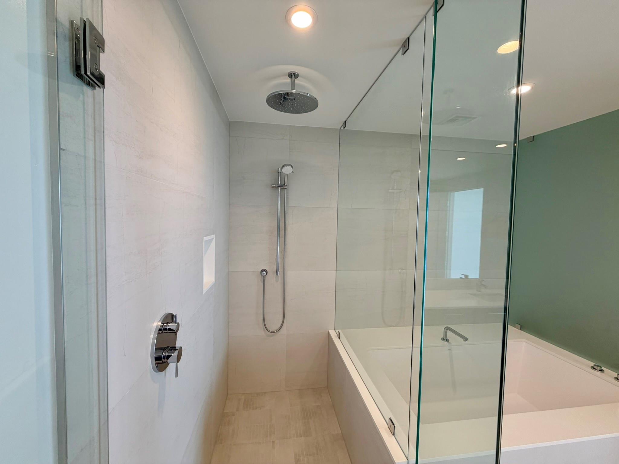 image Selene Oceanfront Residen29