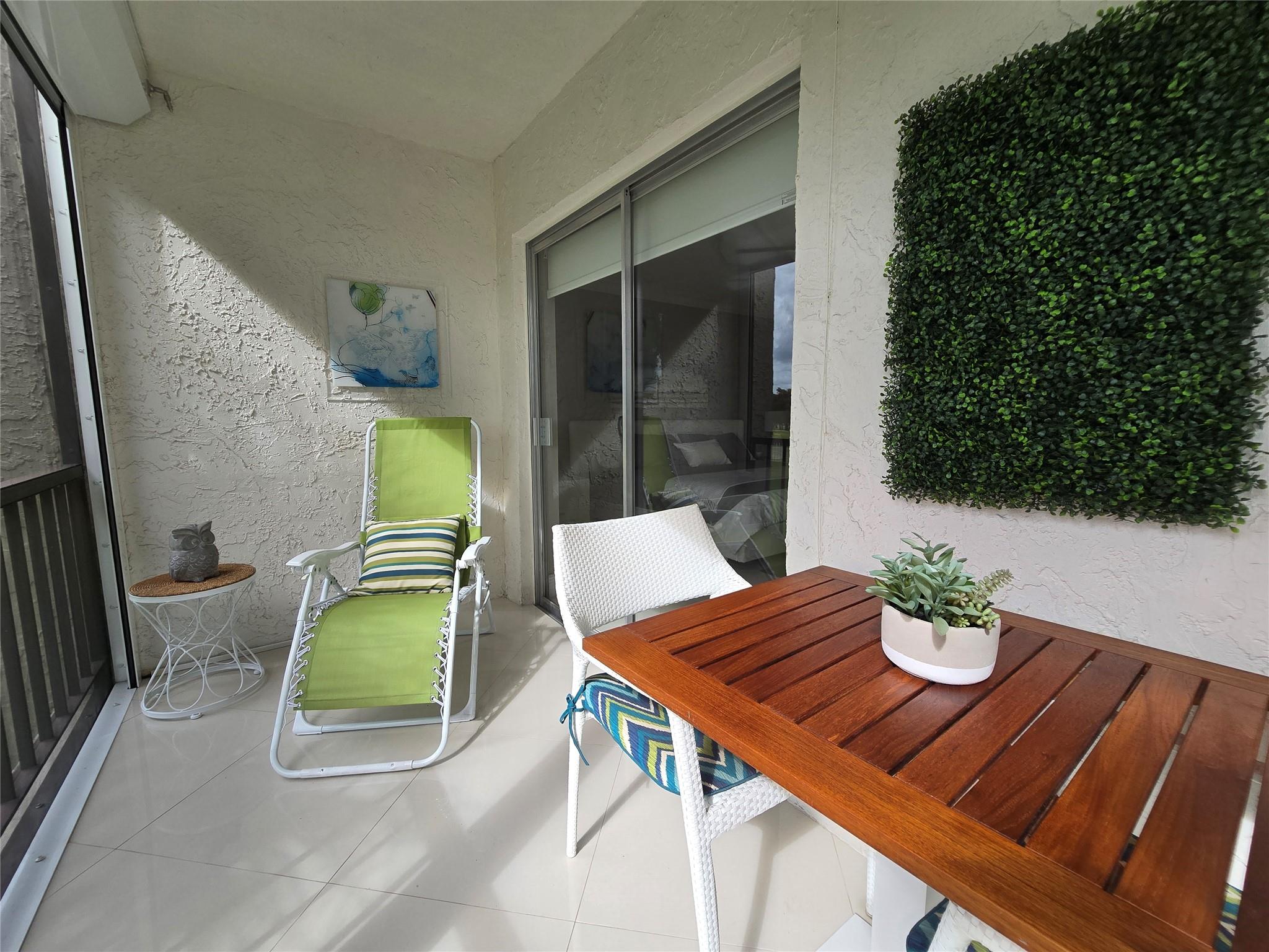 6200 NW 44th St #301,Lauderhill, FL 33319