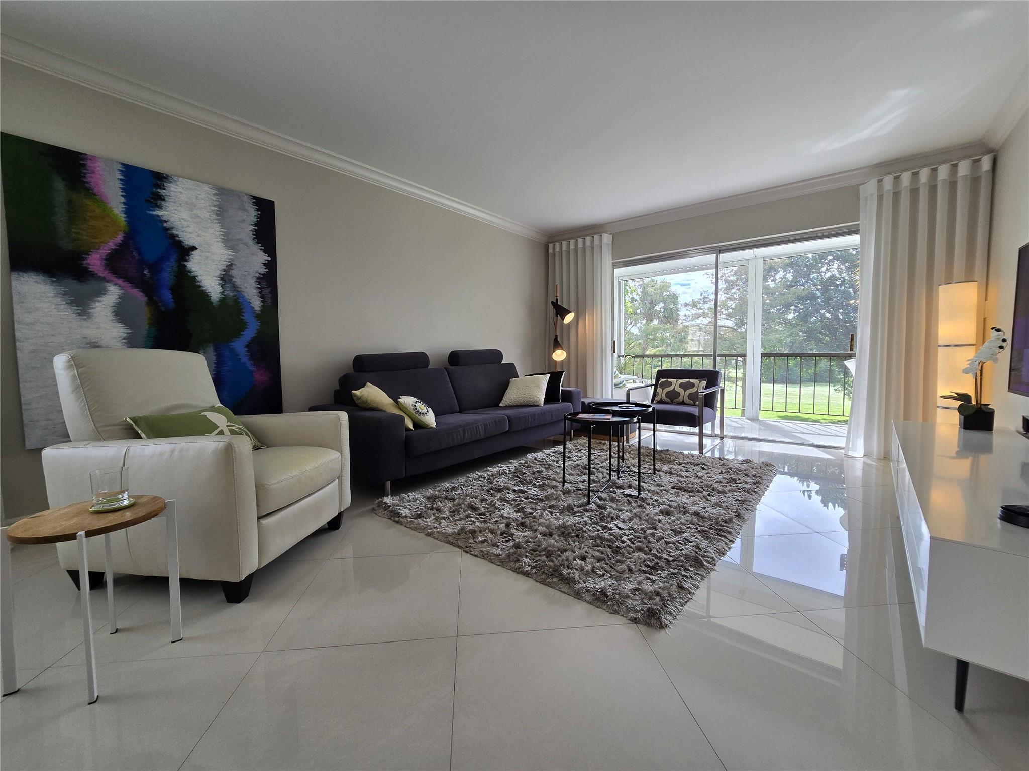 6200 NW 44th St #301,Lauderhill, FL 33319