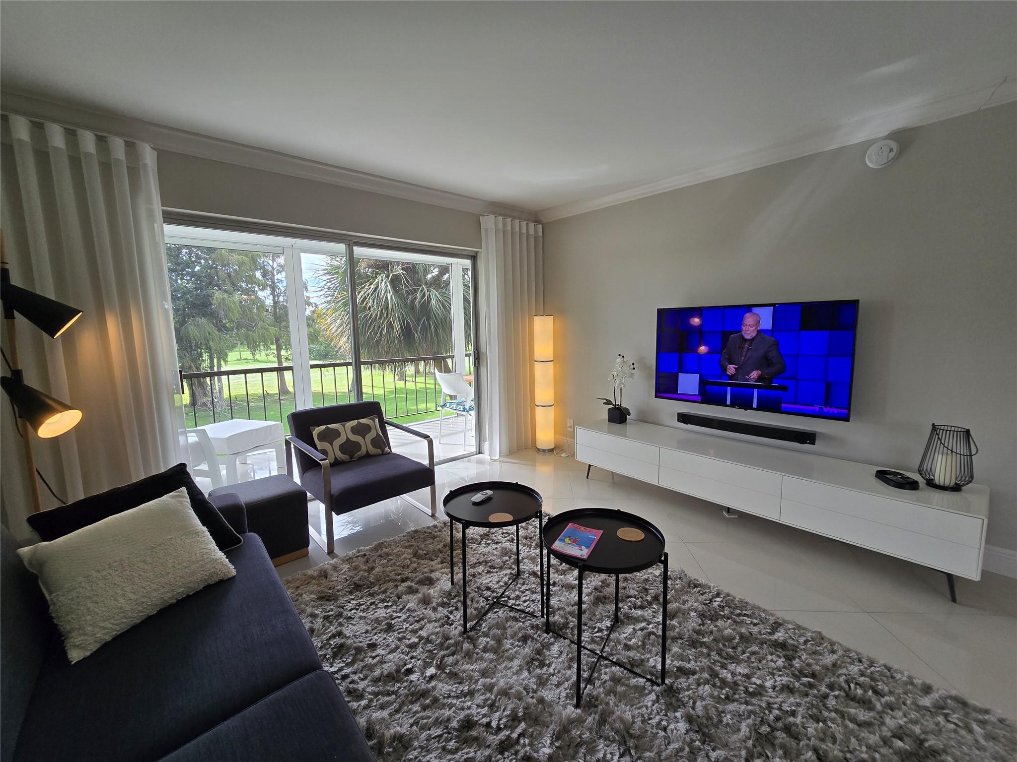 6200 NW 44th St #301,Lauderhill, FL 33319