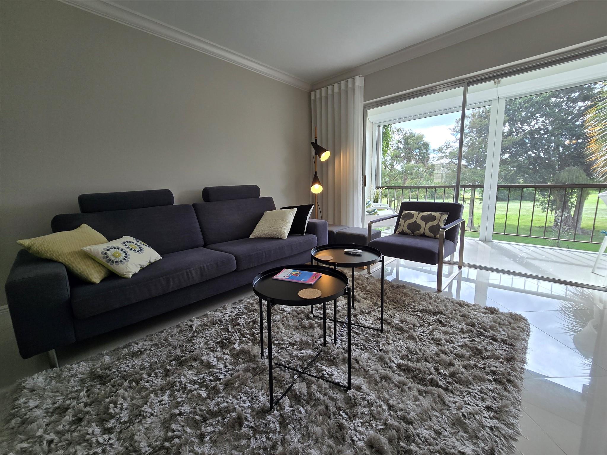 6200 NW 44th St #301,Lauderhill, FL 33319