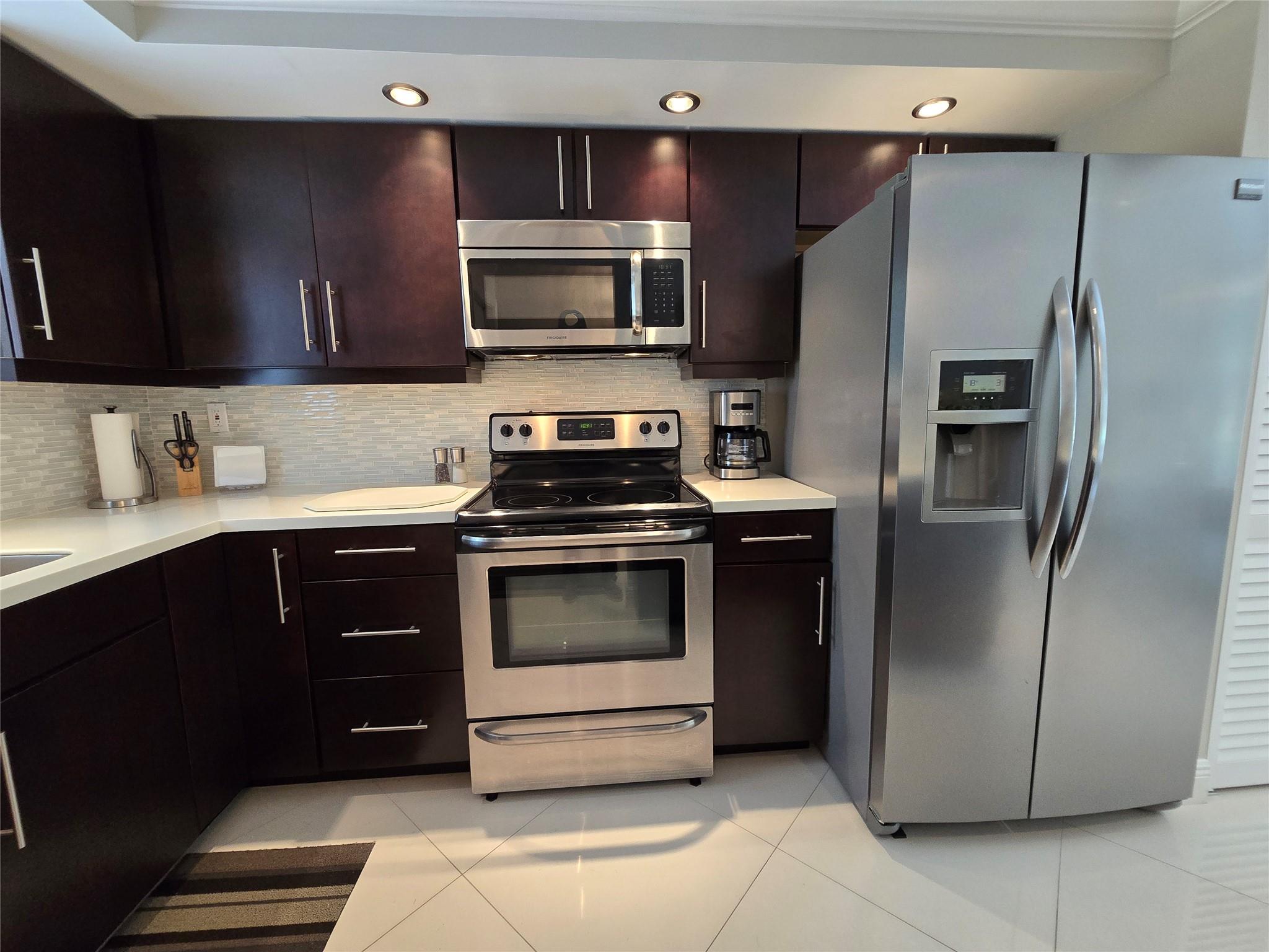 6200 NW 44th St #301,Lauderhill, FL 33319