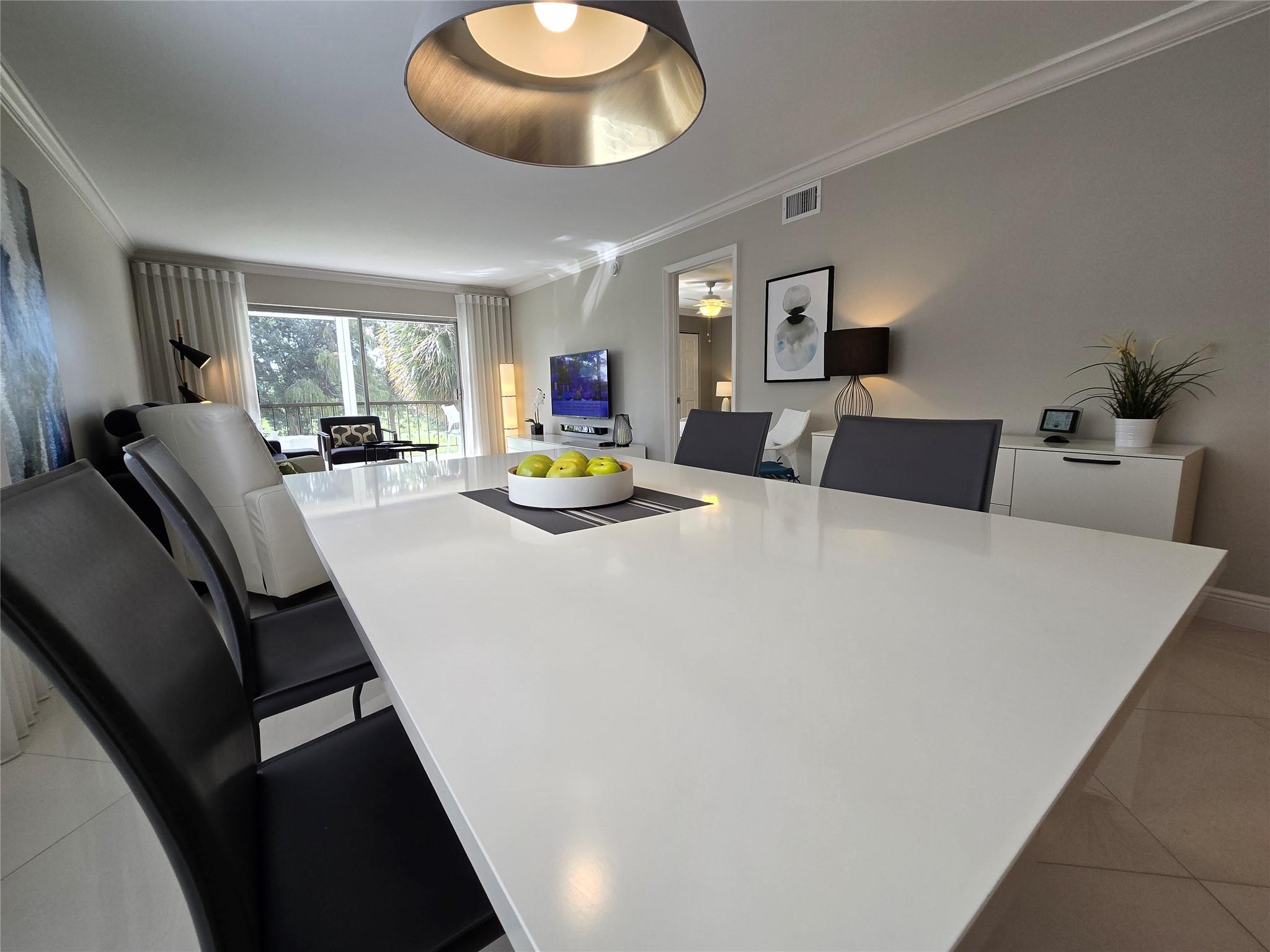 6200 NW 44th St #301,Lauderhill, FL 33319