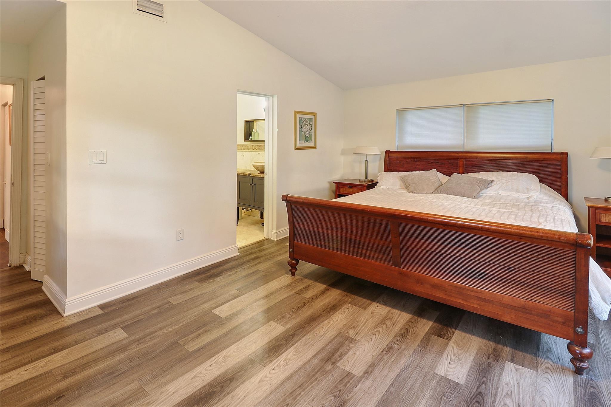 11410 Griffing Bl Biscayne Park, FL 33161