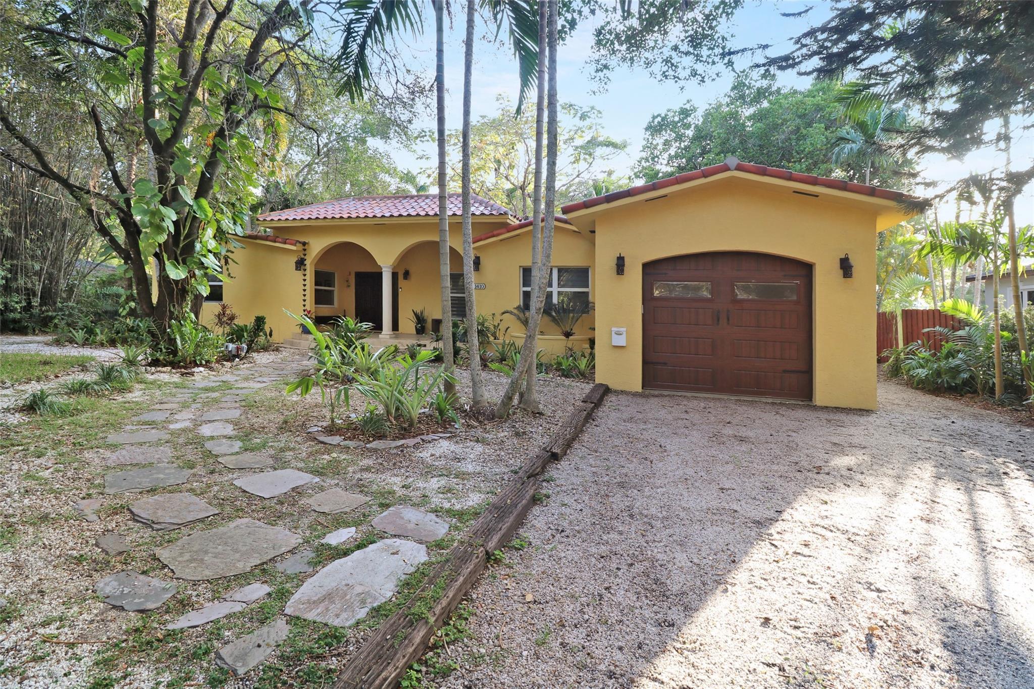 11410 Griffing Bl Biscayne Park, FL 33161