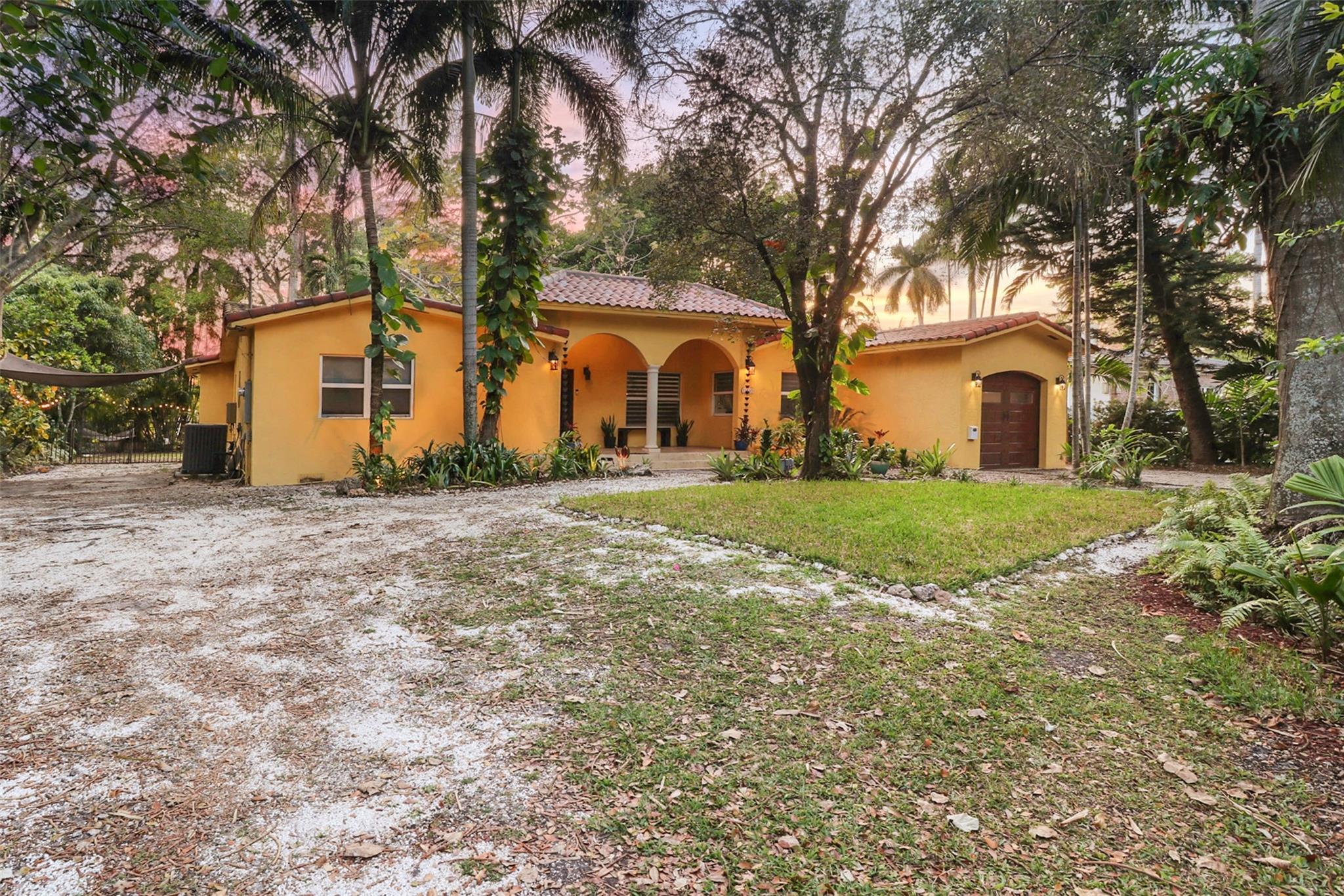 11410 Griffing Bl Biscayne Park, FL 33161