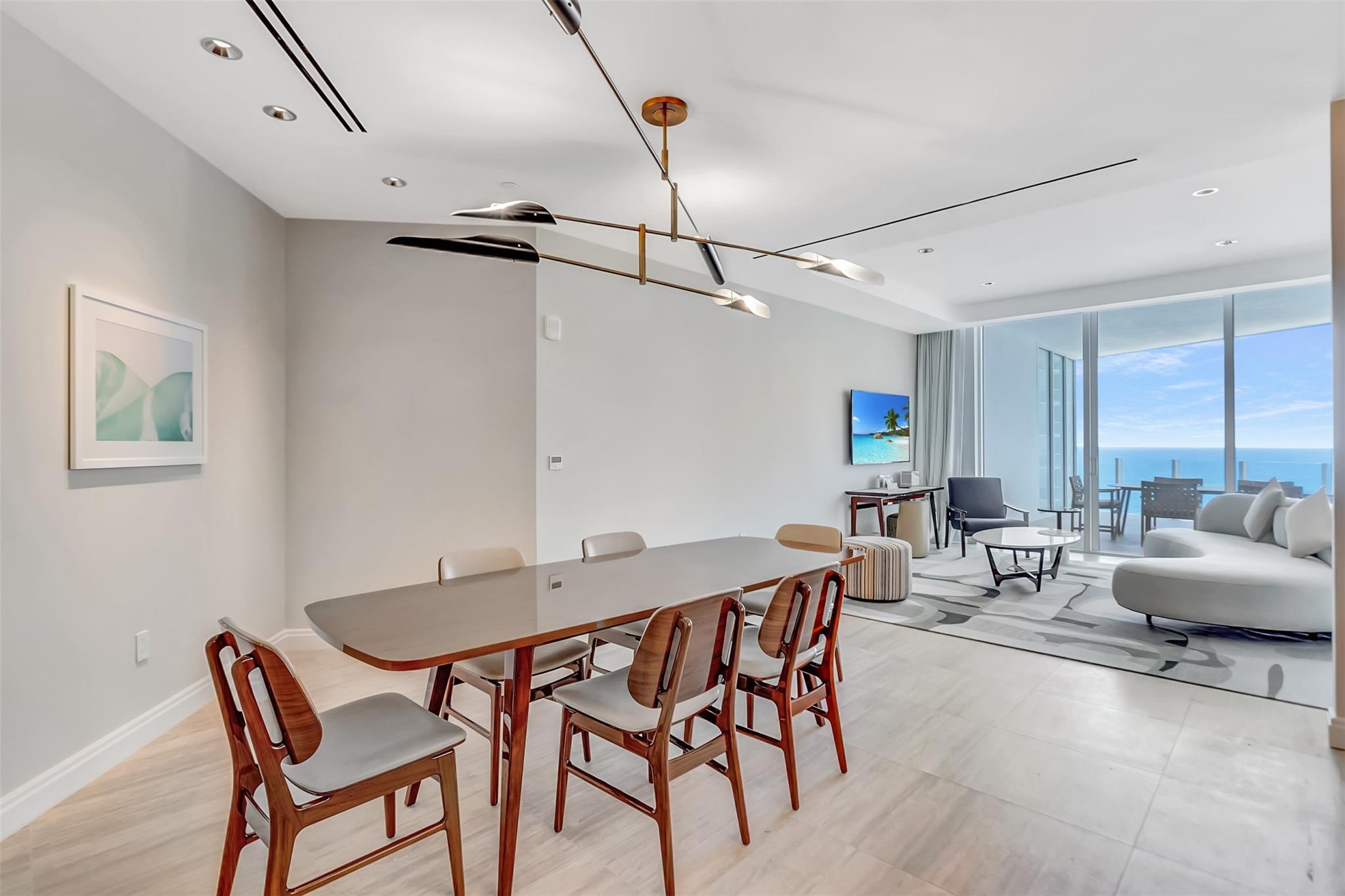 525 N Fort Lauderdale Bch Blvd #1607 Fort Lauderdale, FL 33304