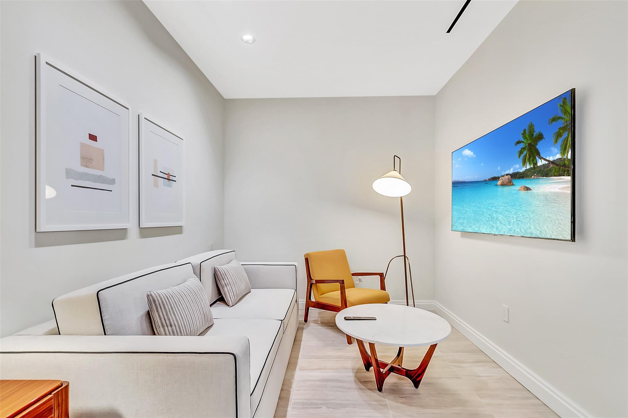 525 N Fort Lauderdale Bch Blvd #1607 Fort Lauderdale, FL 33304