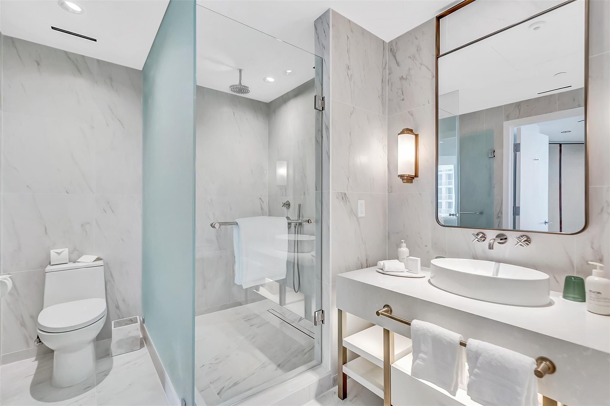 525 N Fort Lauderdale Bch Blvd #1607 Fort Lauderdale, FL 33304