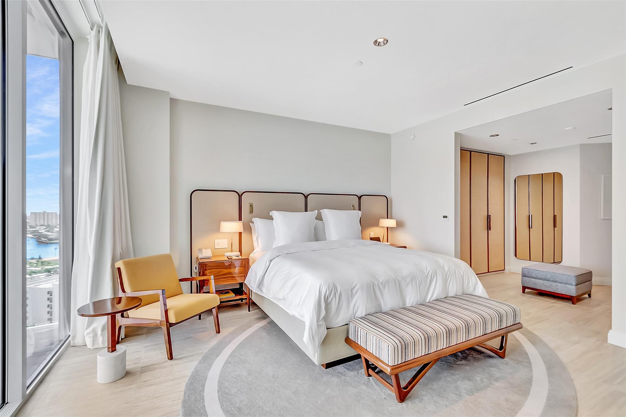 525 N Fort Lauderdale Bch Blvd #1607 Fort Lauderdale, FL 33304