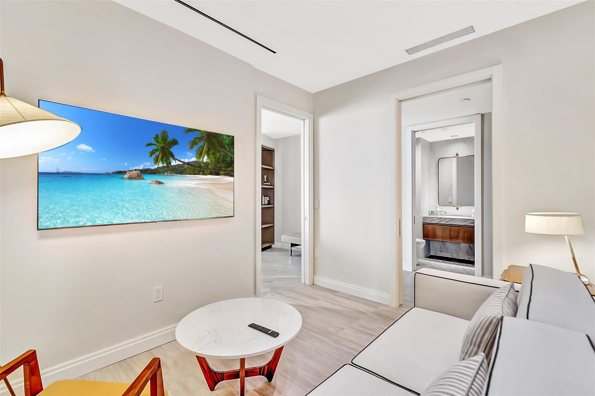 525 N Fort Lauderdale Bch Blvd #1607 Fort Lauderdale, FL 33304