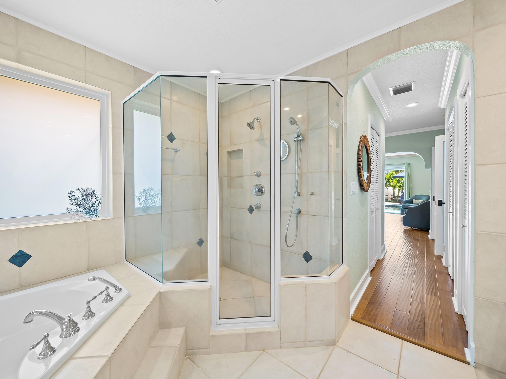 3040 NE 46th St,Fort Lauderdale, FL 33308