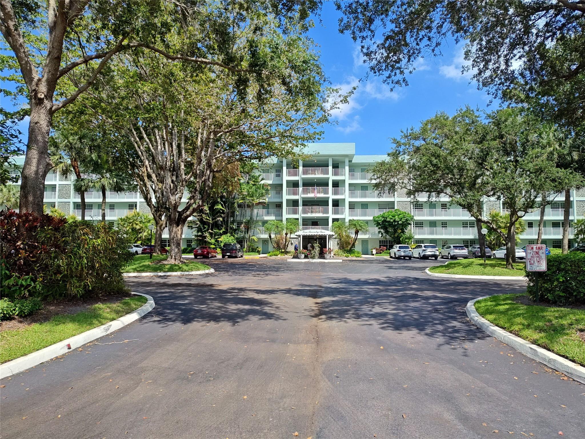 802 Cypress Grv Ln #205