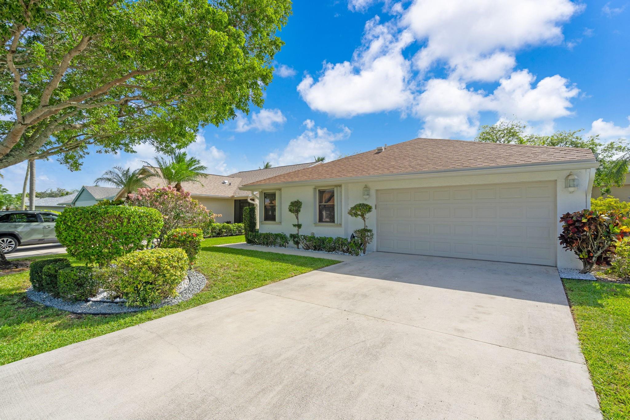 1300 NW 26th Ln,Delray Beach, FL 33445