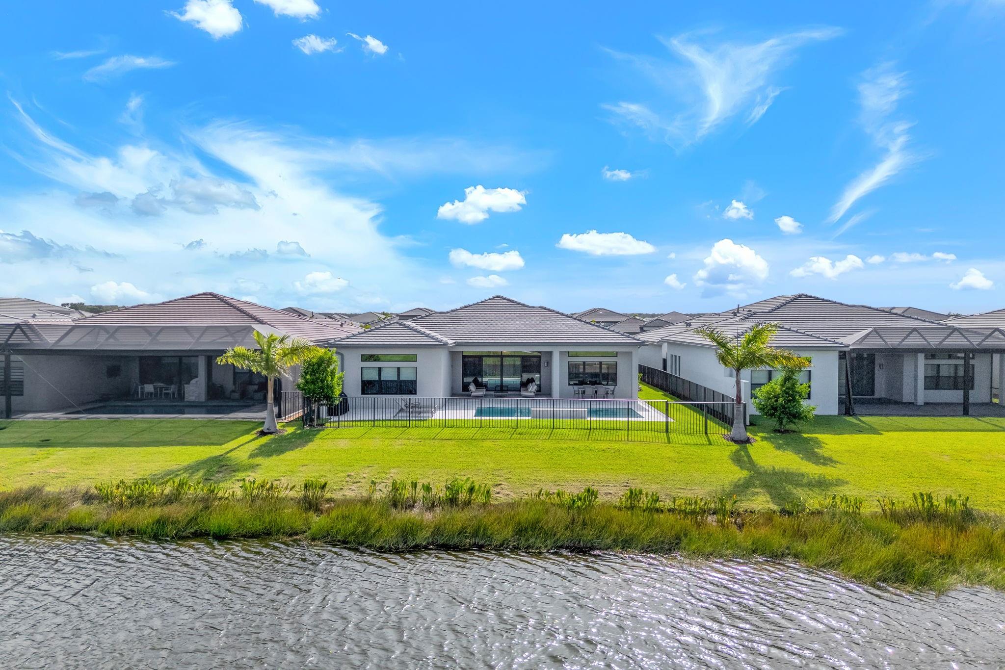 11368 Apricot Vly Dr Boynton Beach, FL 33473