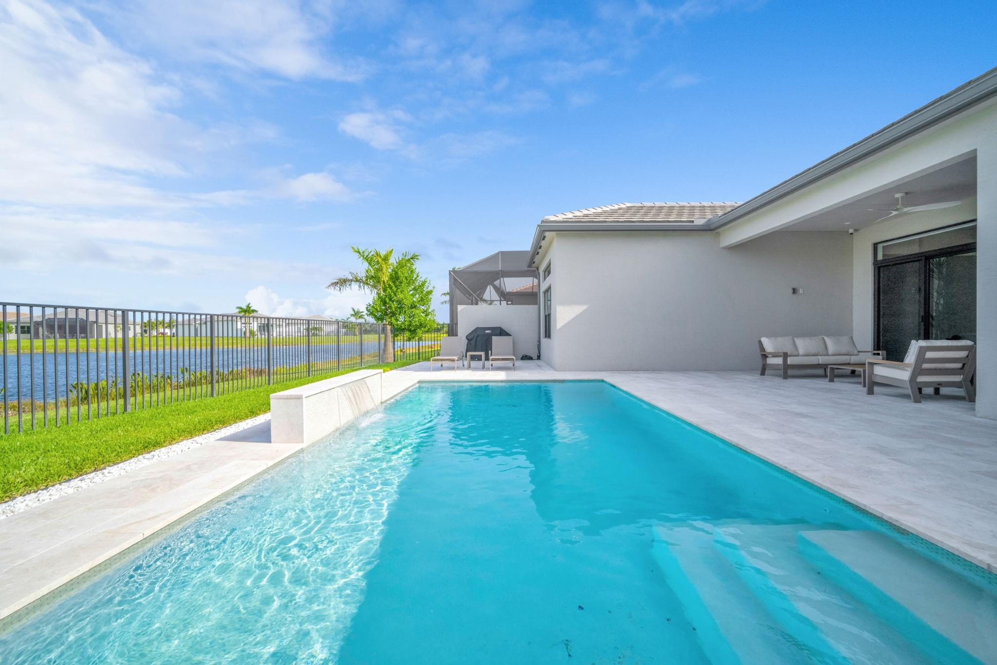 11368 Apricot Vly Dr Boynton Beach, FL 33473