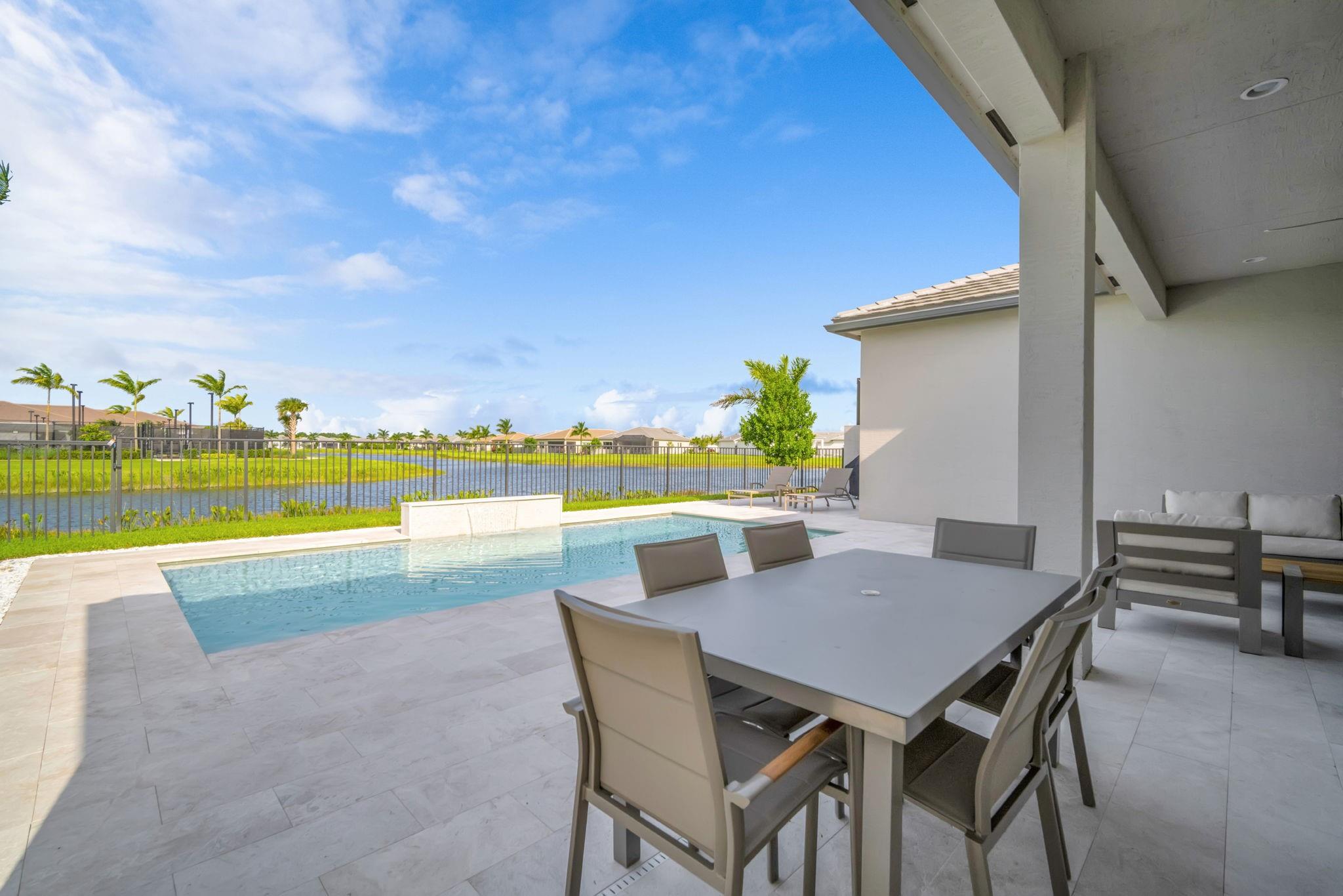 11368 Apricot Vly Dr Boynton Beach, FL 33473