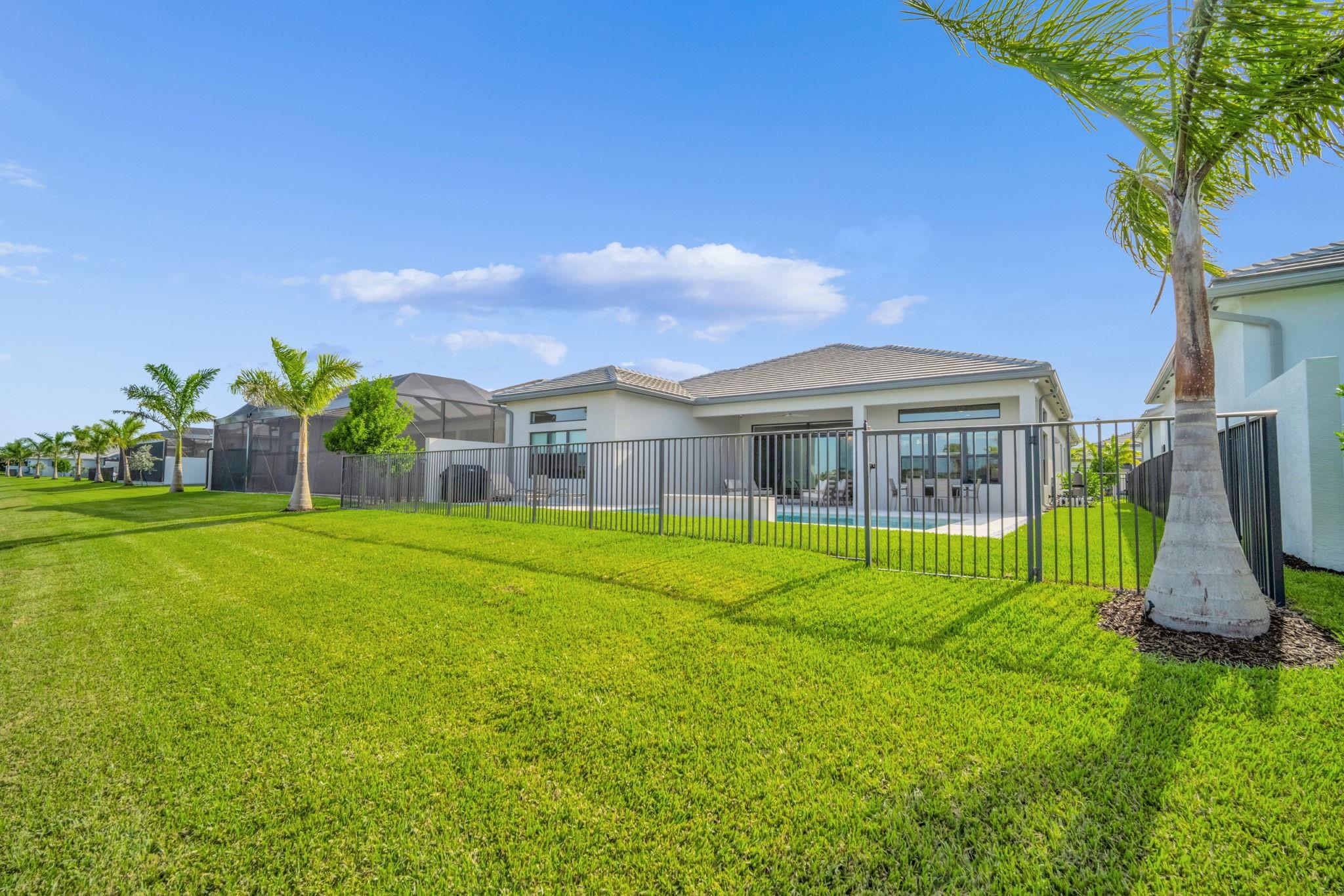 11368 Apricot Vly Dr Boynton Beach, FL 33473