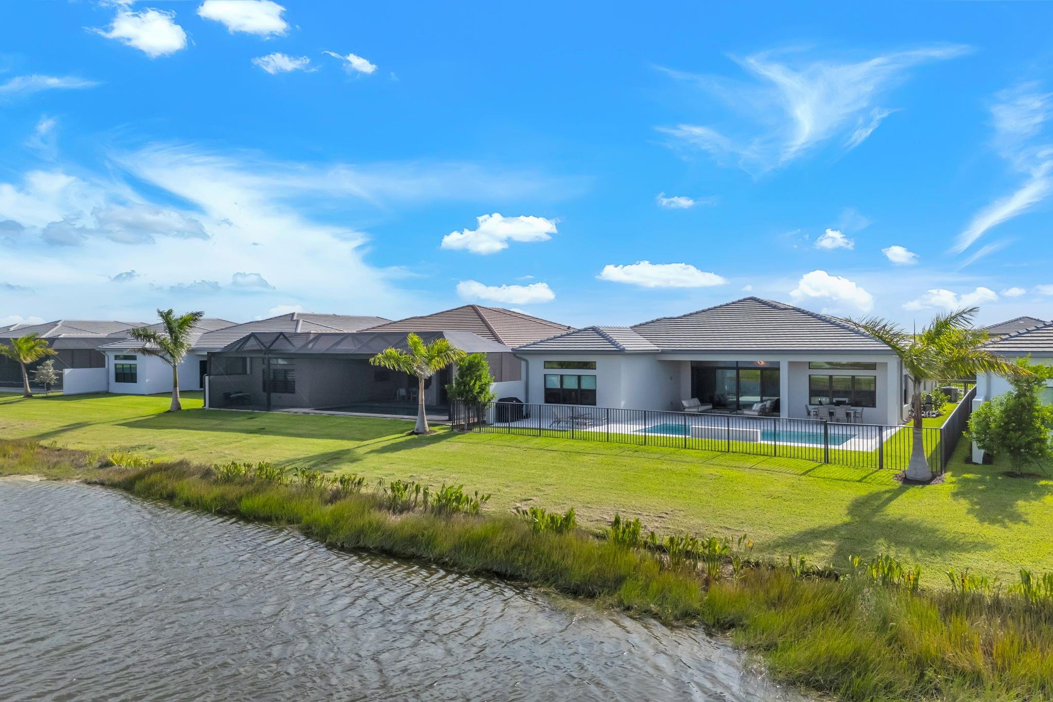 11368 Apricot Vly Dr Boynton Beach, FL 33473