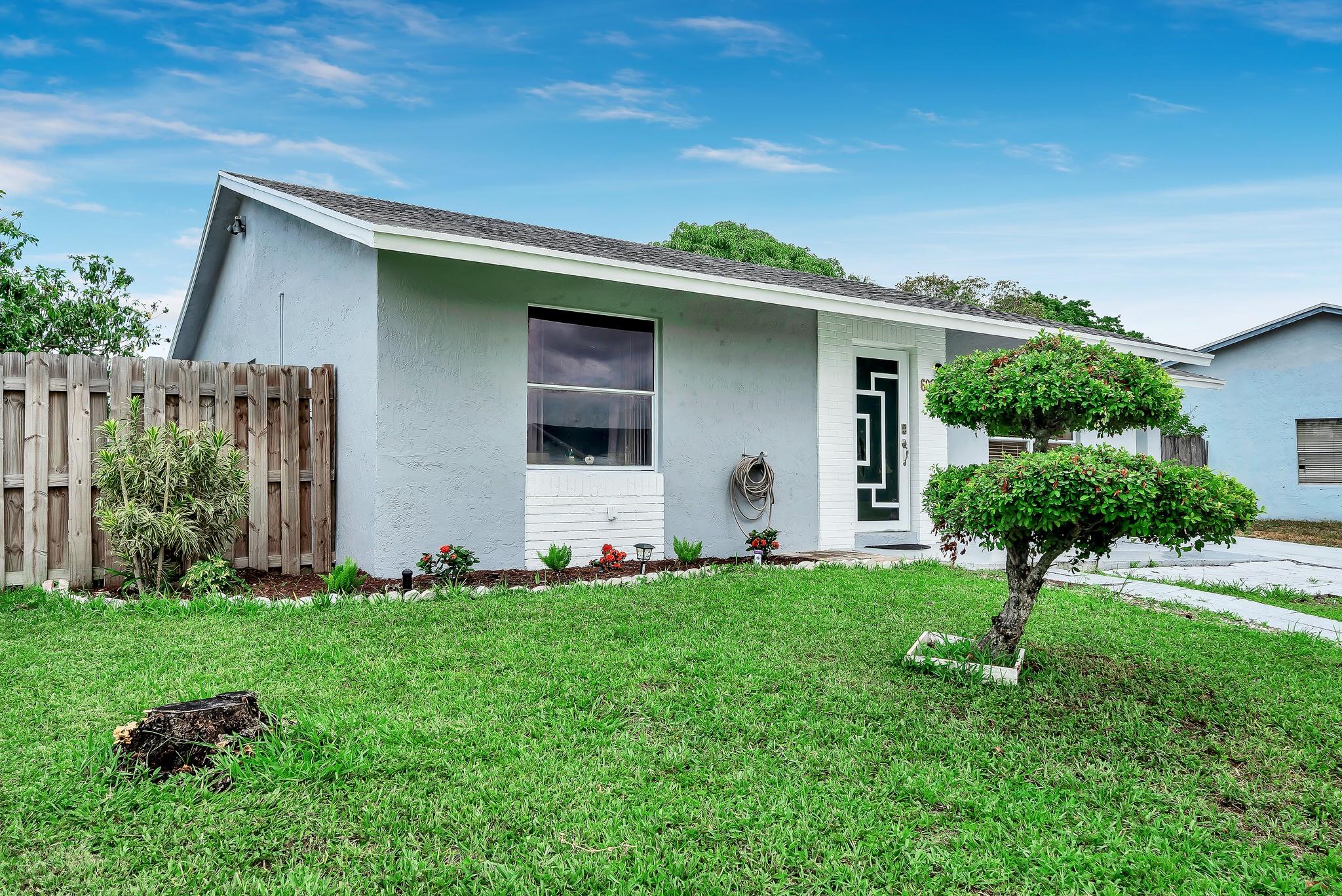 6097 Blue Stone Ln