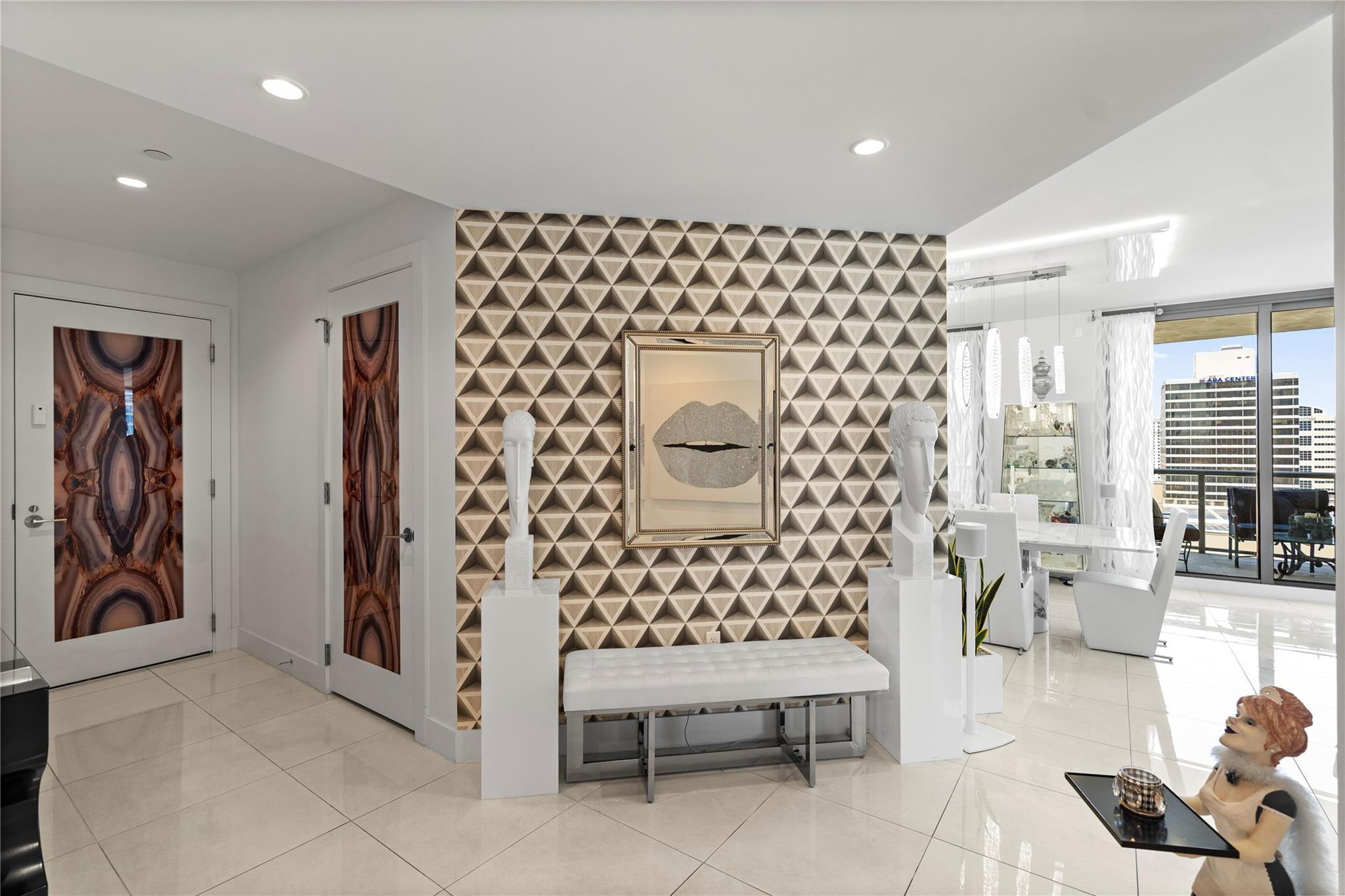 100 E Las Olas #1901 Fort Lauderdale, FL 33301