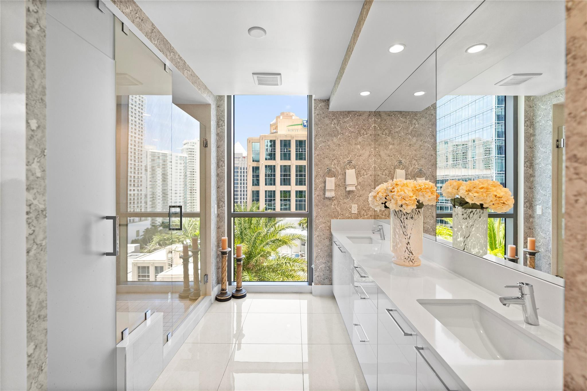 100 E Las Olas #1901 Fort Lauderdale, FL 33301